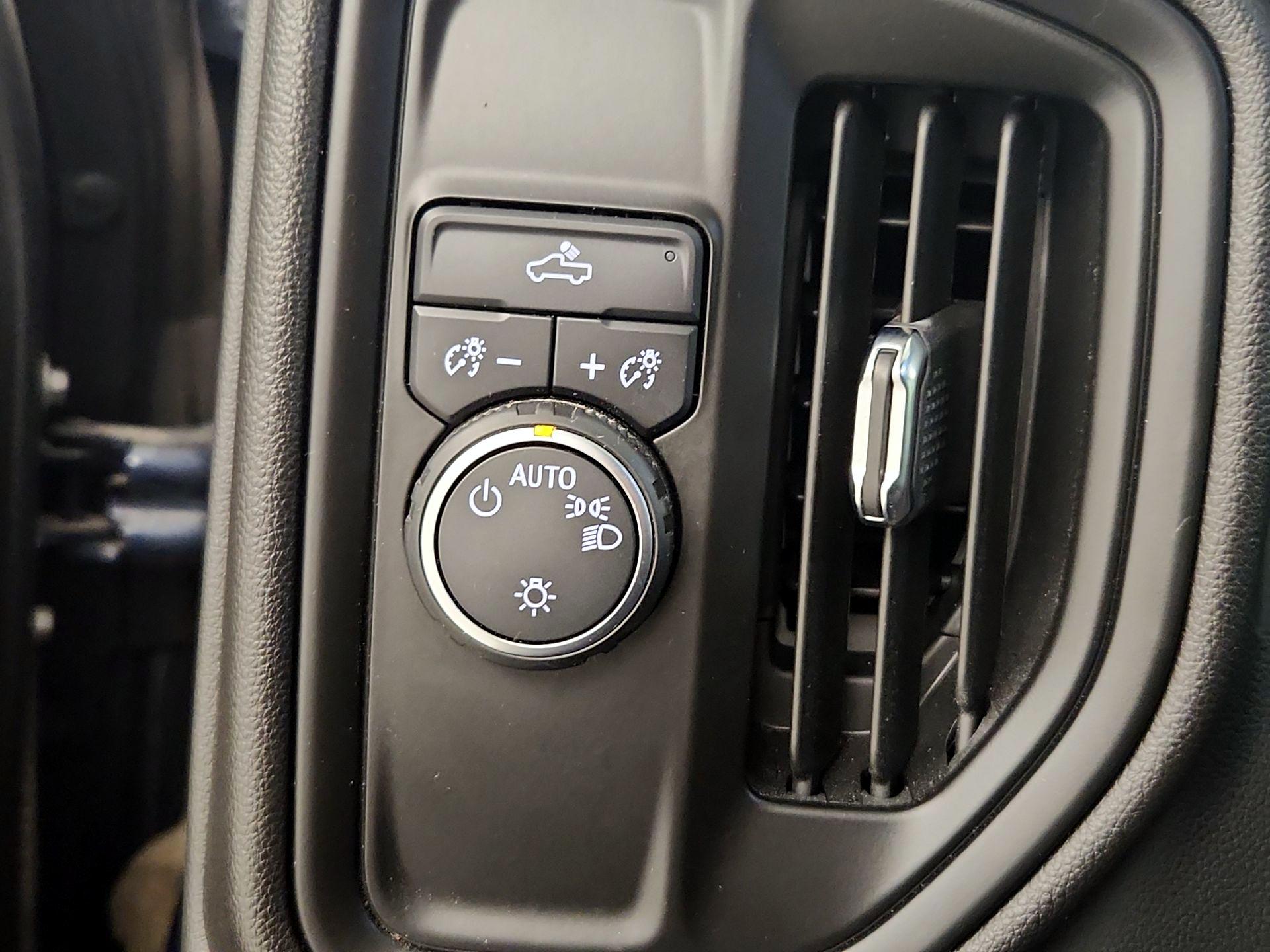 Thumbnail: 2023 Chevrolet Silverado 1500 - 13