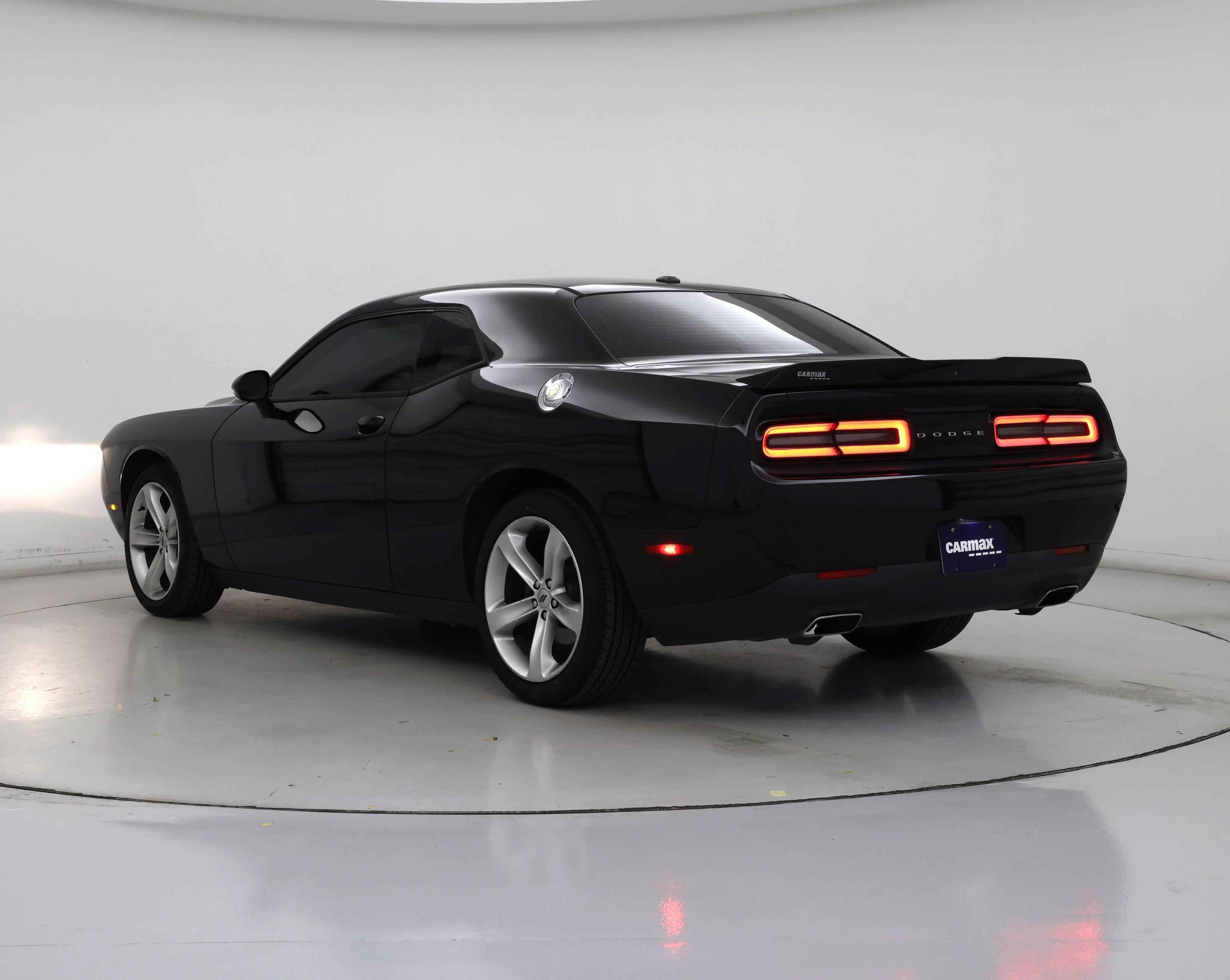 Thumbnail: 2018 Dodge Challenger - 2