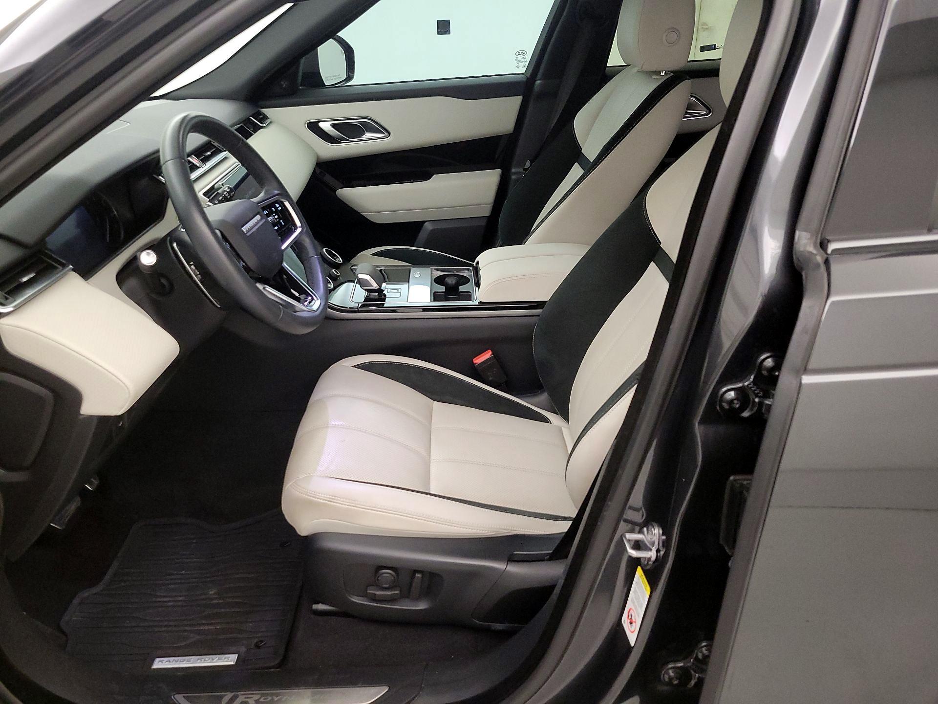 Thumbnail: 2023 Land Rover Range Rover Velar - 11