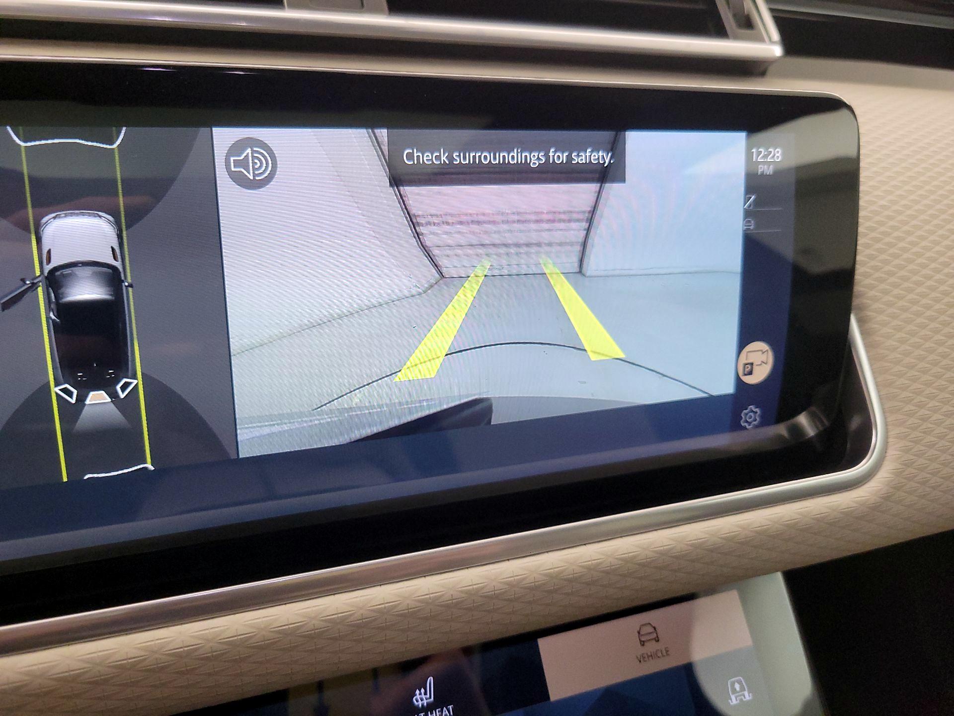 Thumbnail: 2023 Land Rover Range Rover Velar - 15