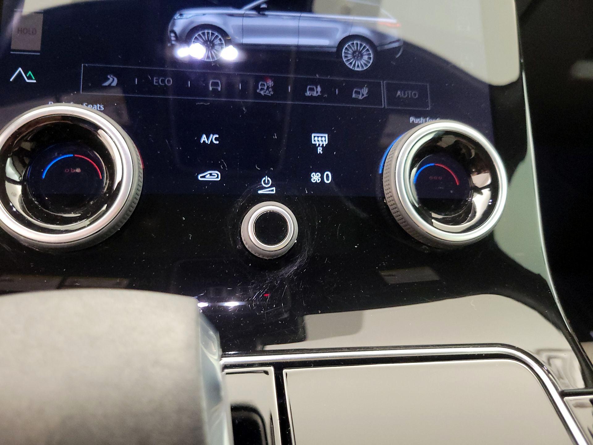 Thumbnail: 2023 Land Rover Range Rover Velar - 17