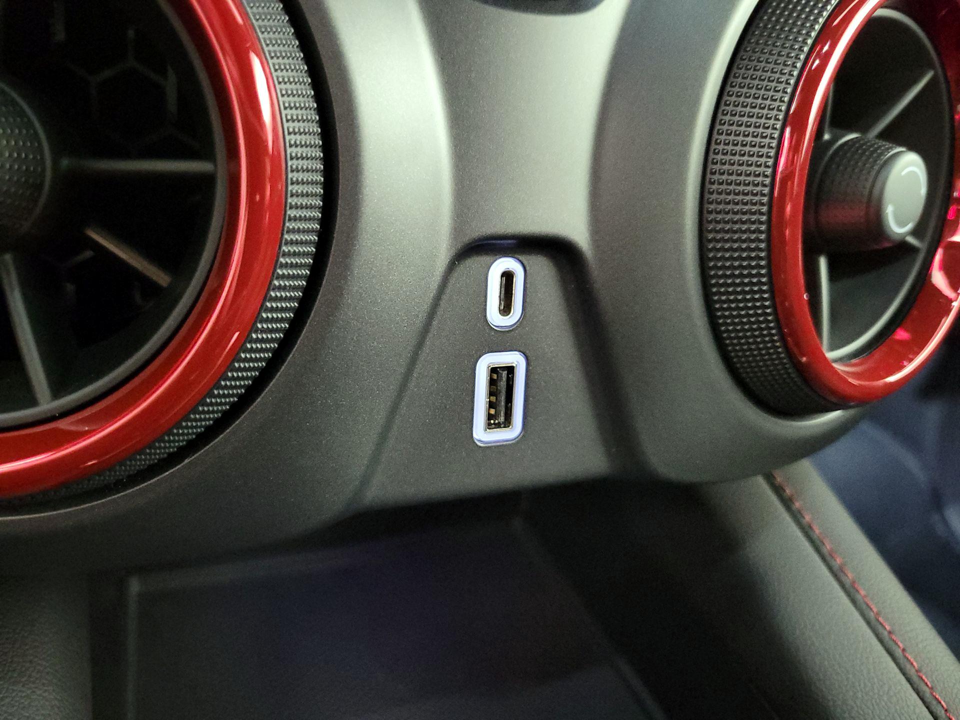 Thumbnail: 2022 Chevrolet Blazer - 19