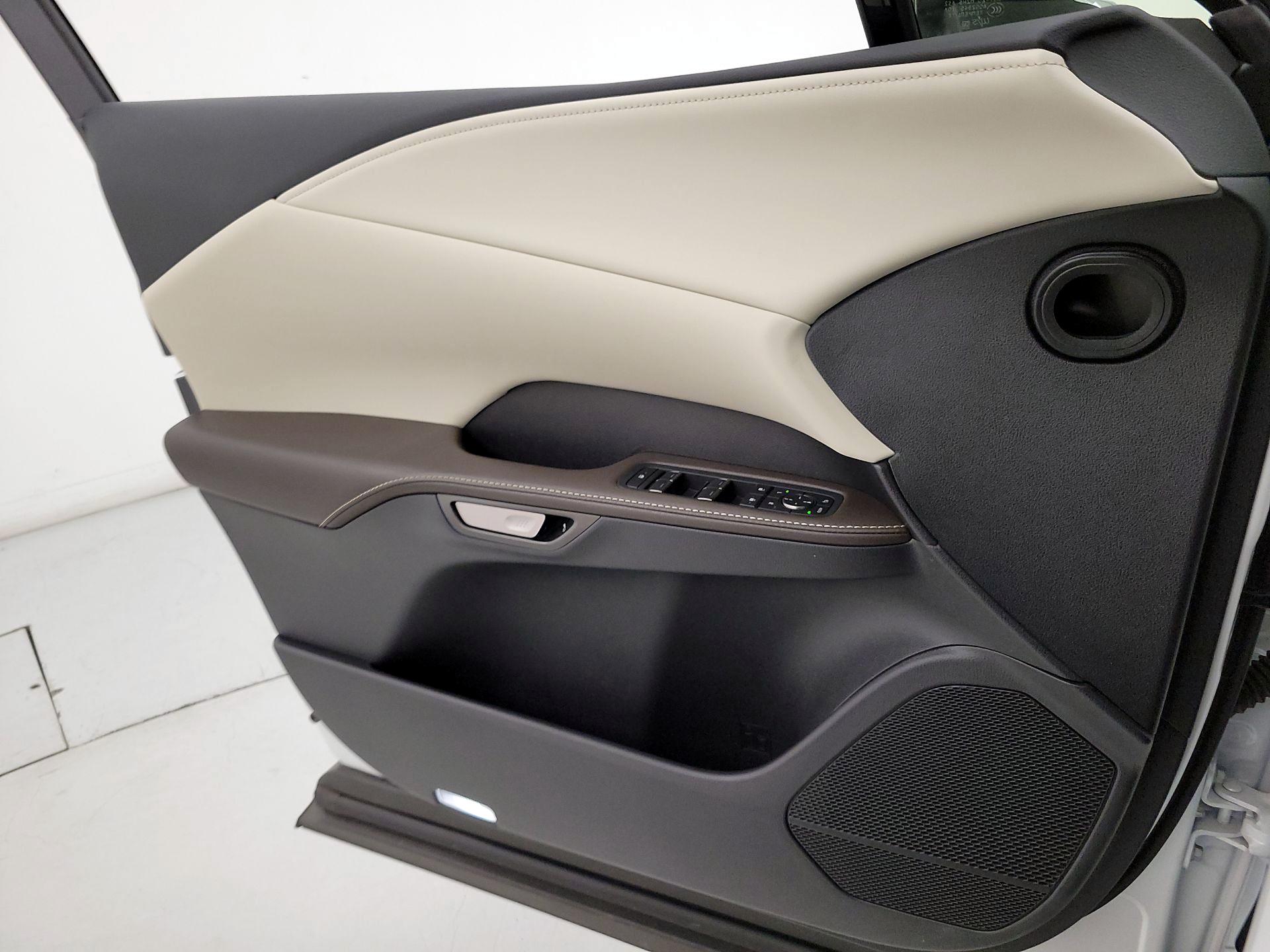 Thumbnail: 2024 Lexus RX - 12