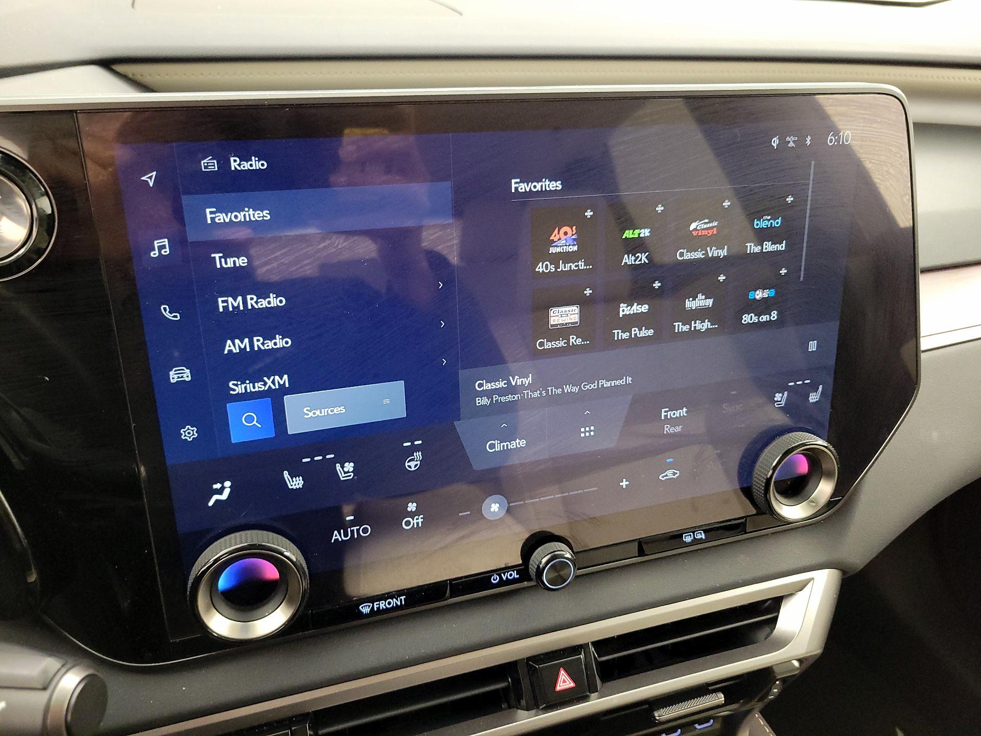 Thumbnail: 2024 Lexus RX - 15