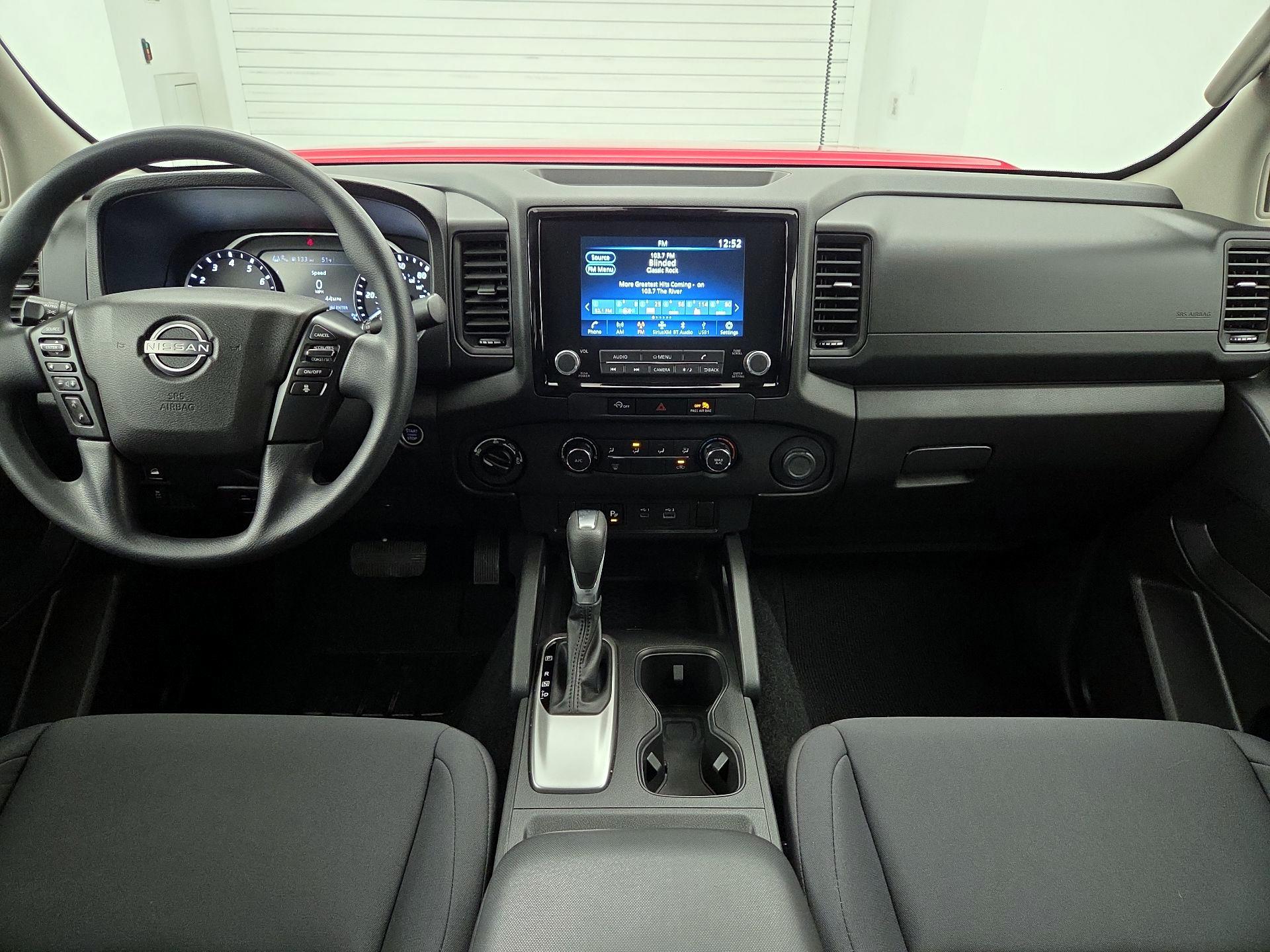 Thumbnail: 2024 Nissan Frontier - 9