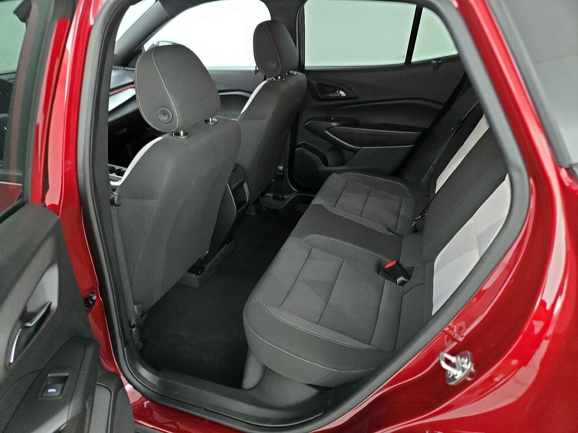 Thumbnail: 2025 Chevrolet Trax - 19