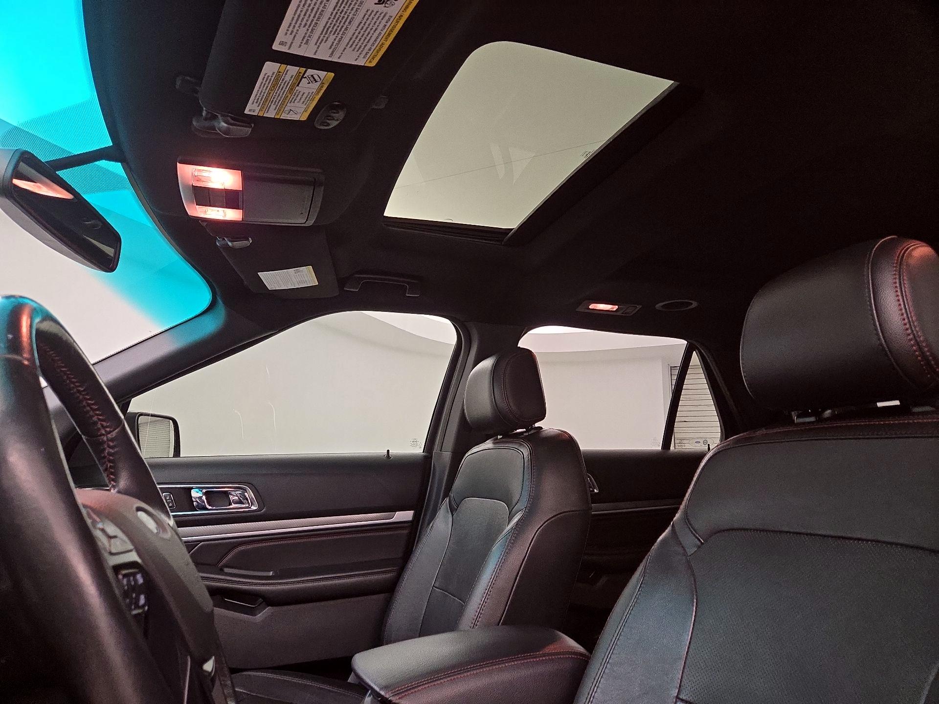 Thumbnail: 2016 Ford Explorer - 19