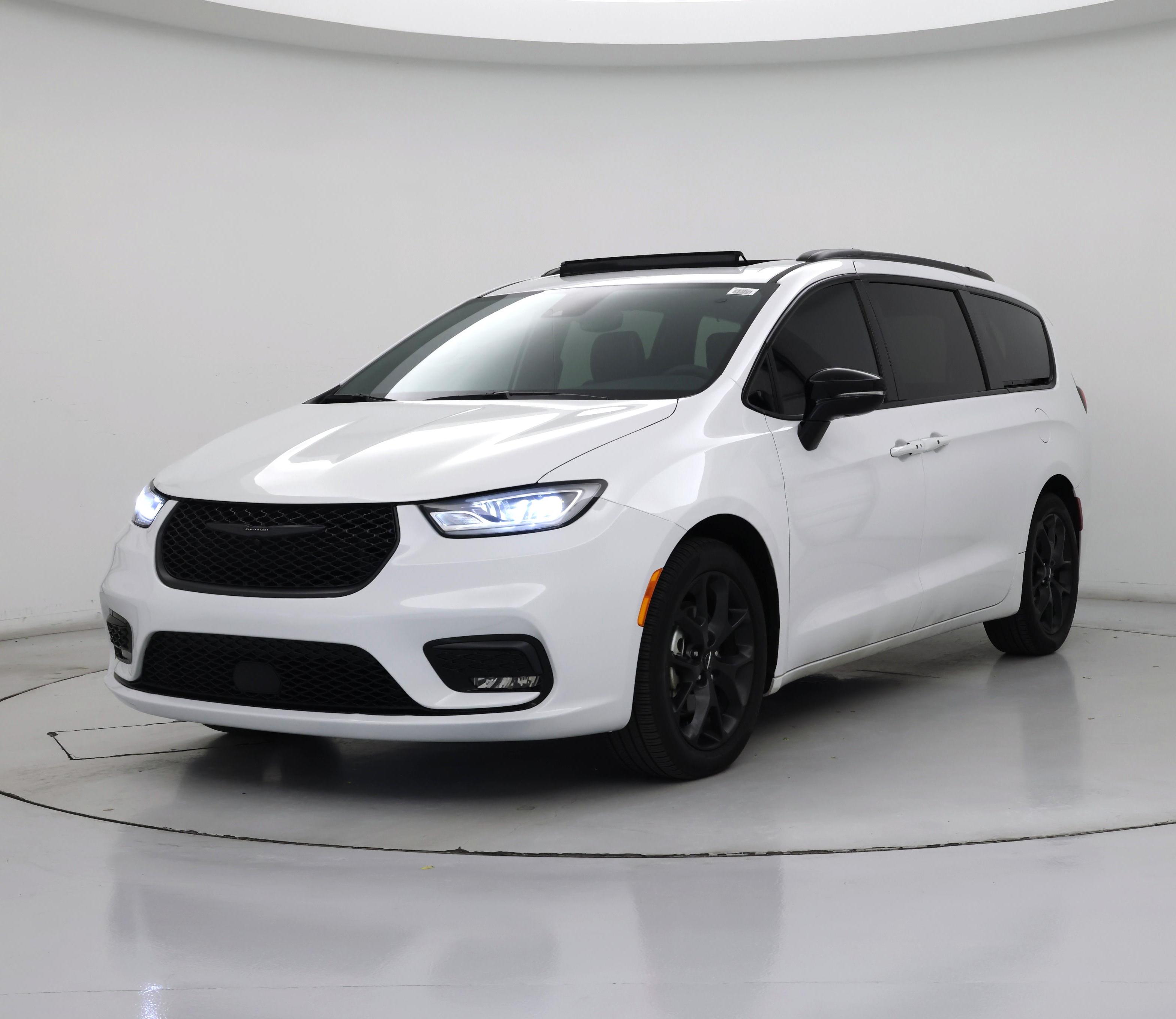 Thumbnail: 2025 Chrysler Pacifica - 4