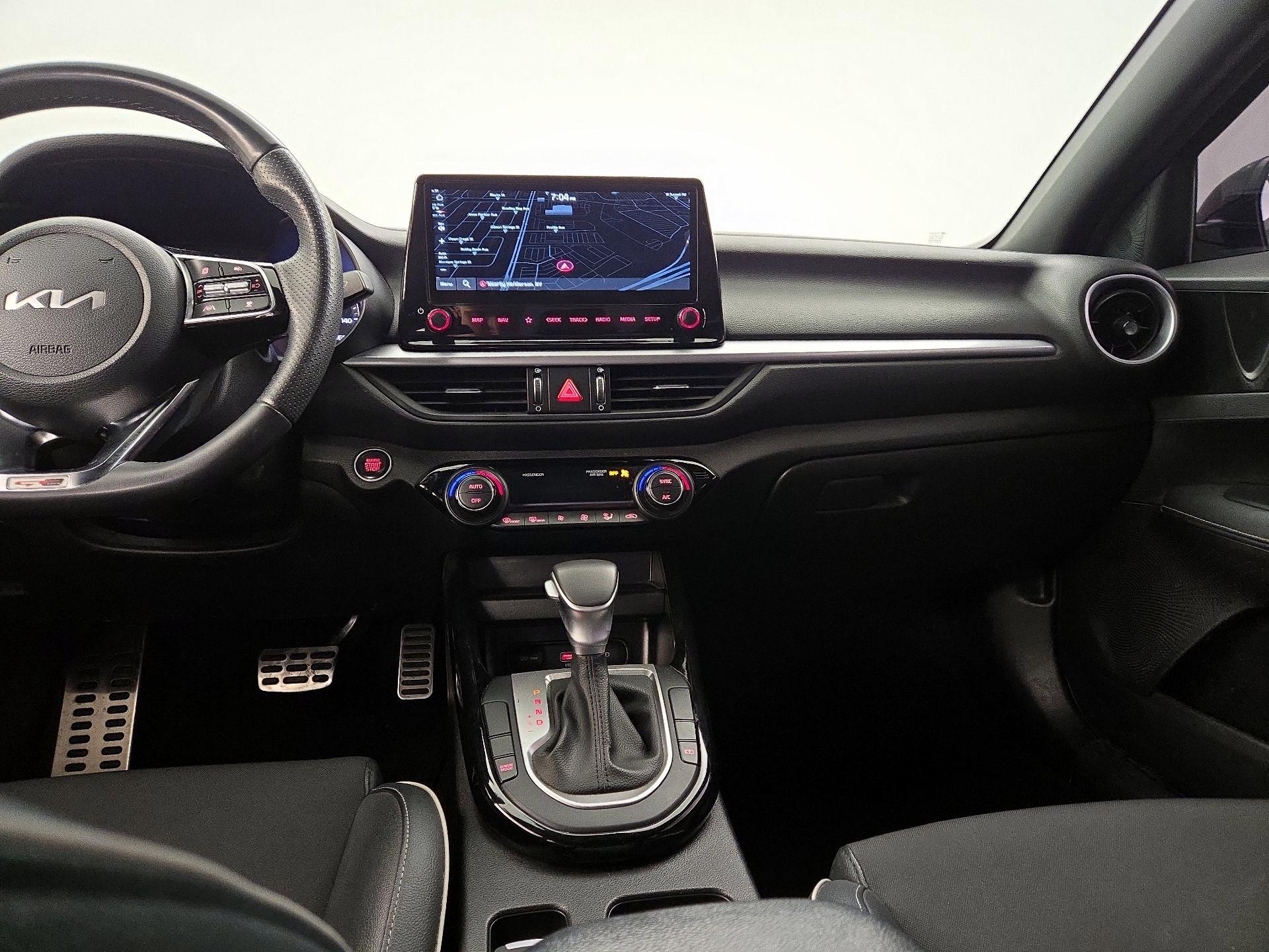 Thumbnail: 2023 Kia Forte - 9