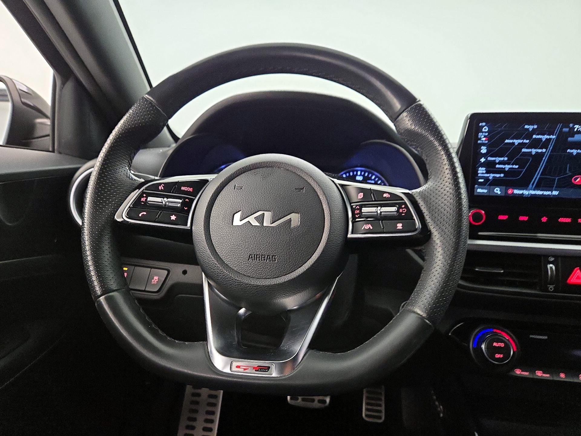 Thumbnail: 2023 Kia Forte - 10