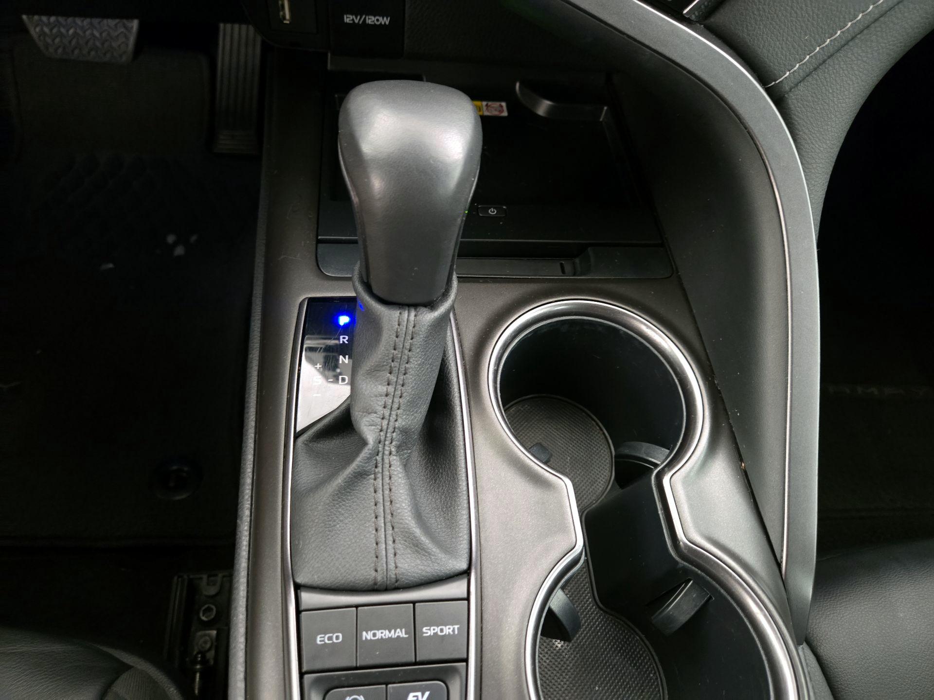 Thumbnail: 2024 Toyota Camry - 18