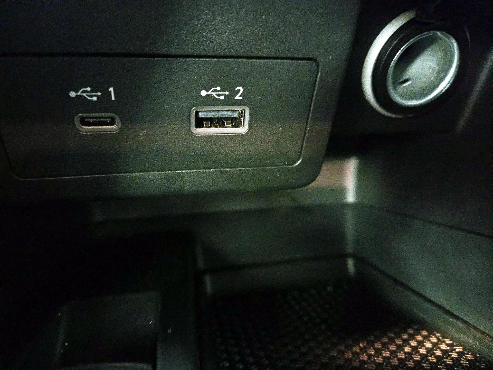 Thumbnail: 2023 Nissan Kicks - 17