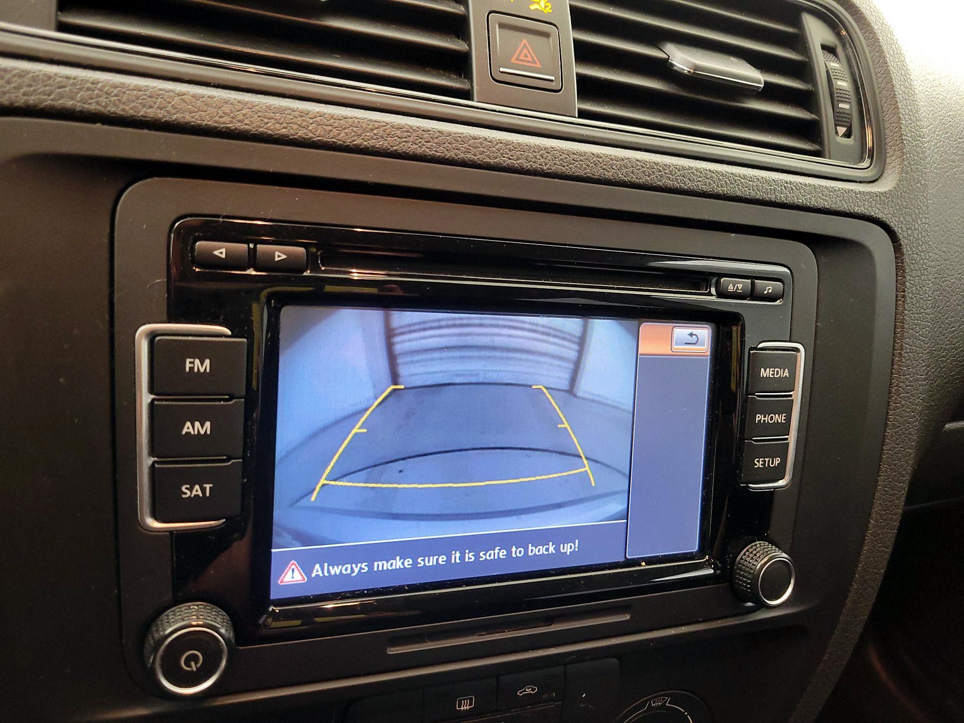 Thumbnail: 2015 Volkswagen Jetta - 14