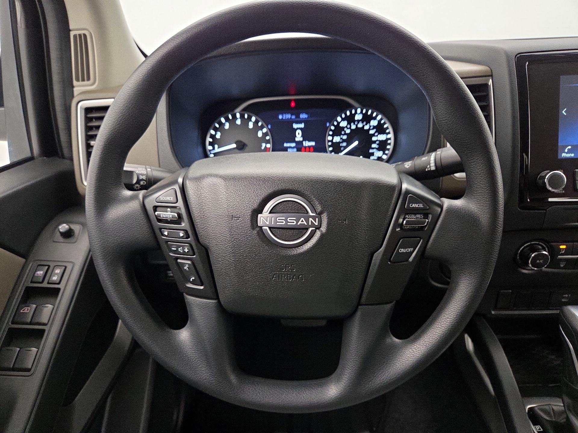 Thumbnail: 2023 Nissan Frontier - 10