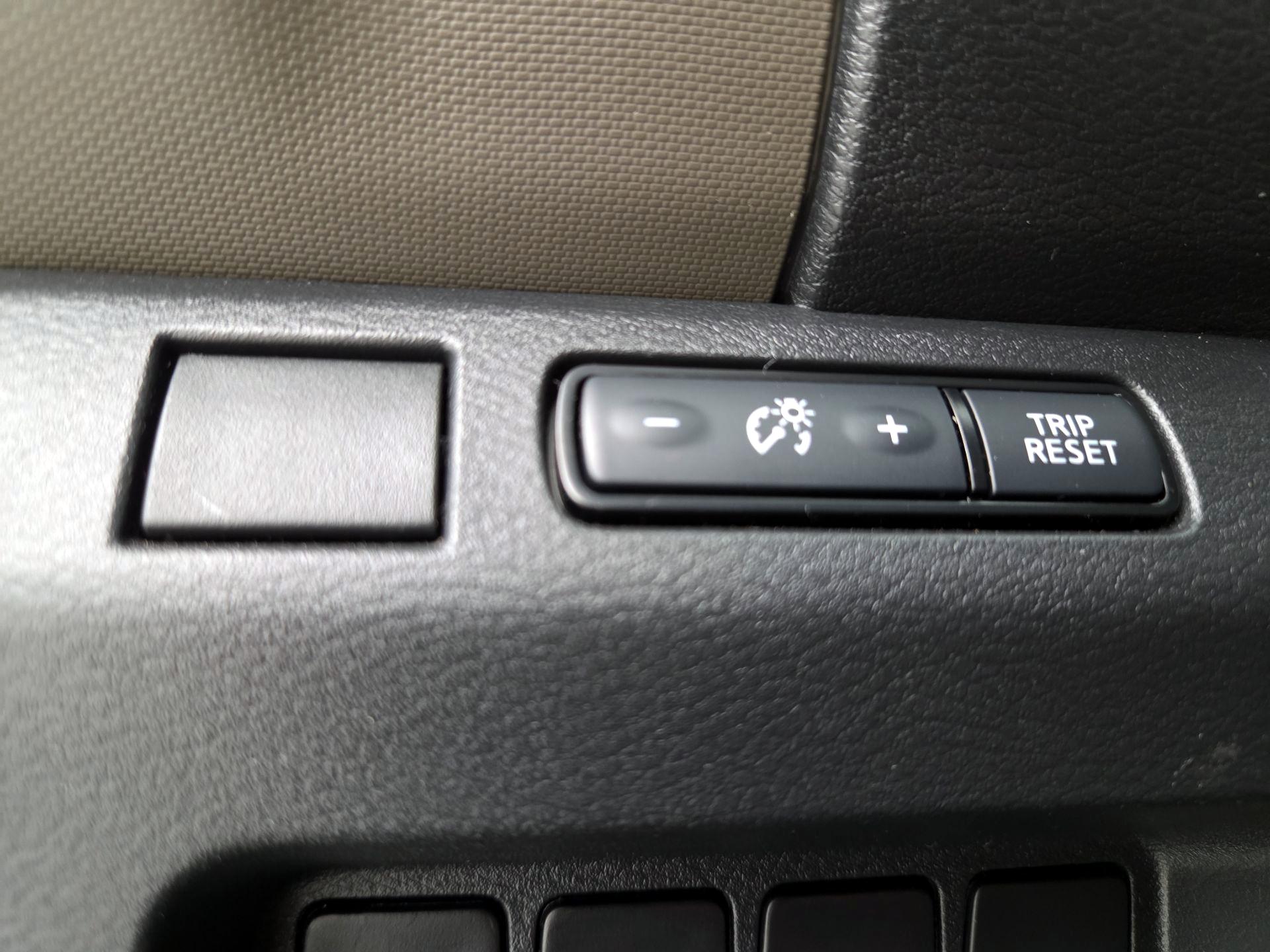 Thumbnail: 2023 Nissan Frontier - 13