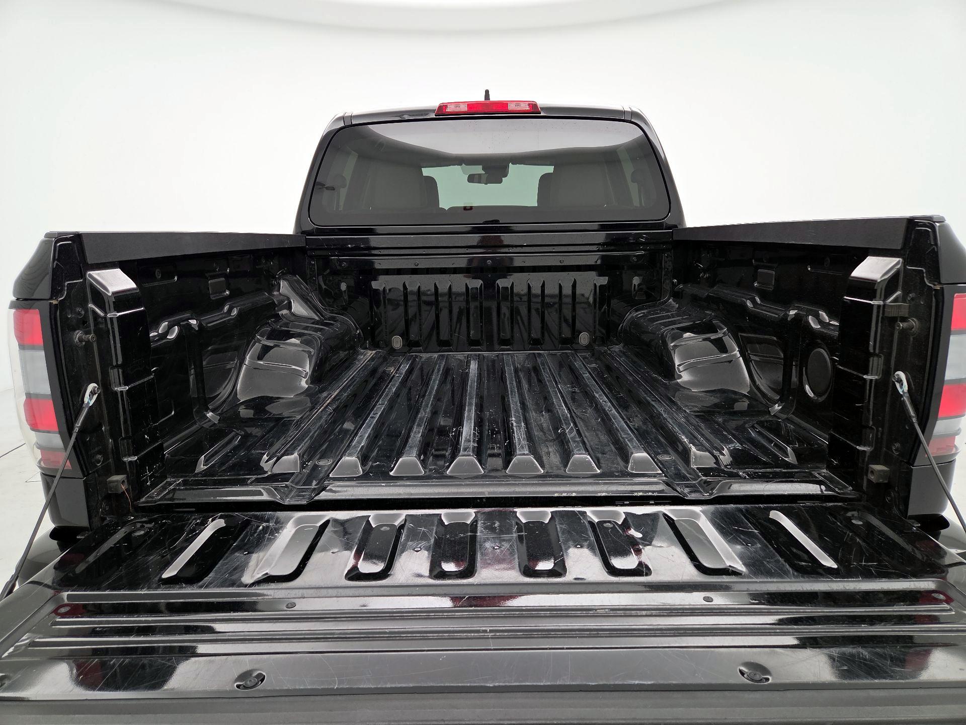 Thumbnail: 2023 Nissan Frontier - 20