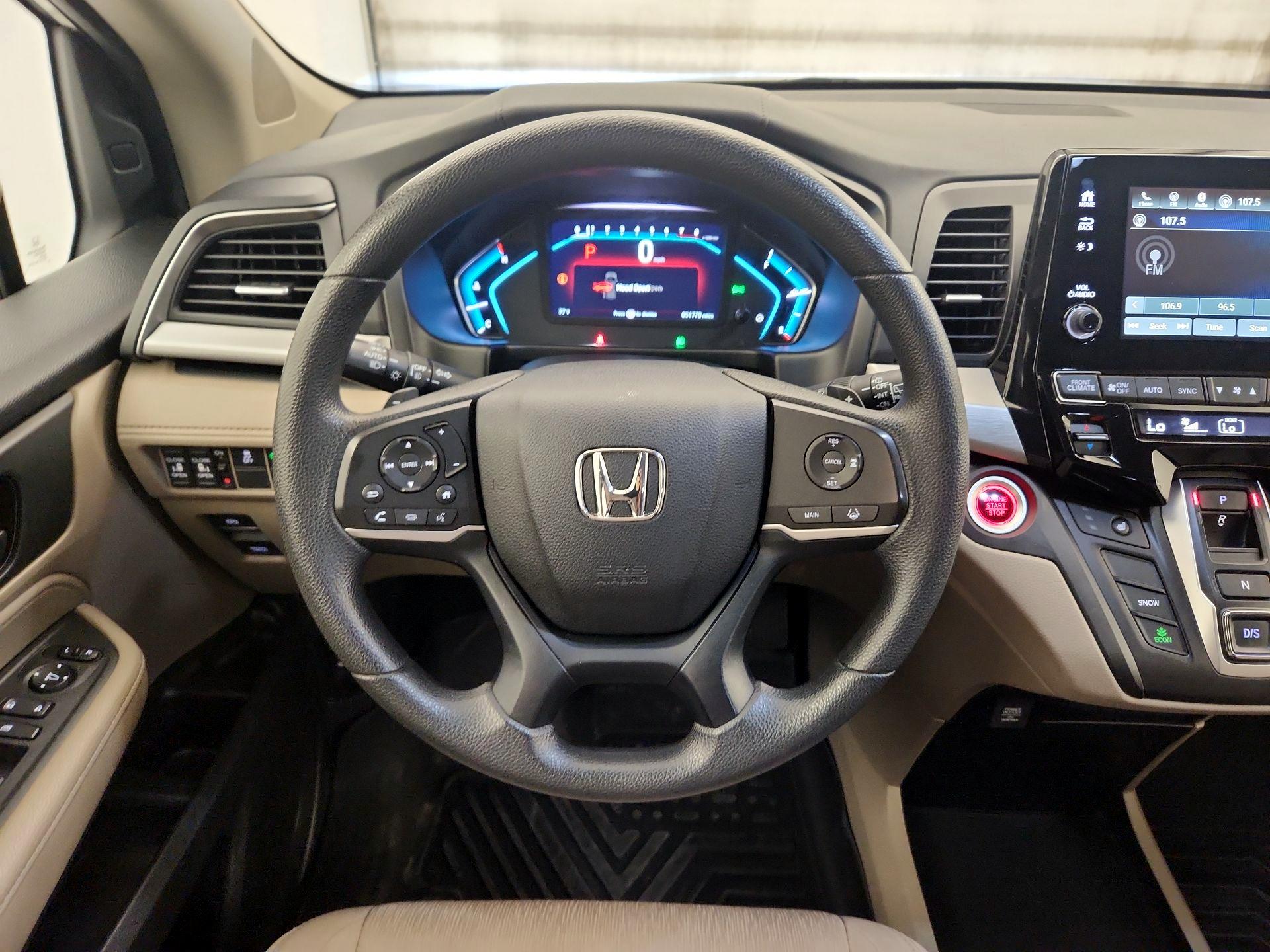 Thumbnail: 2018 Honda Odyssey - 10