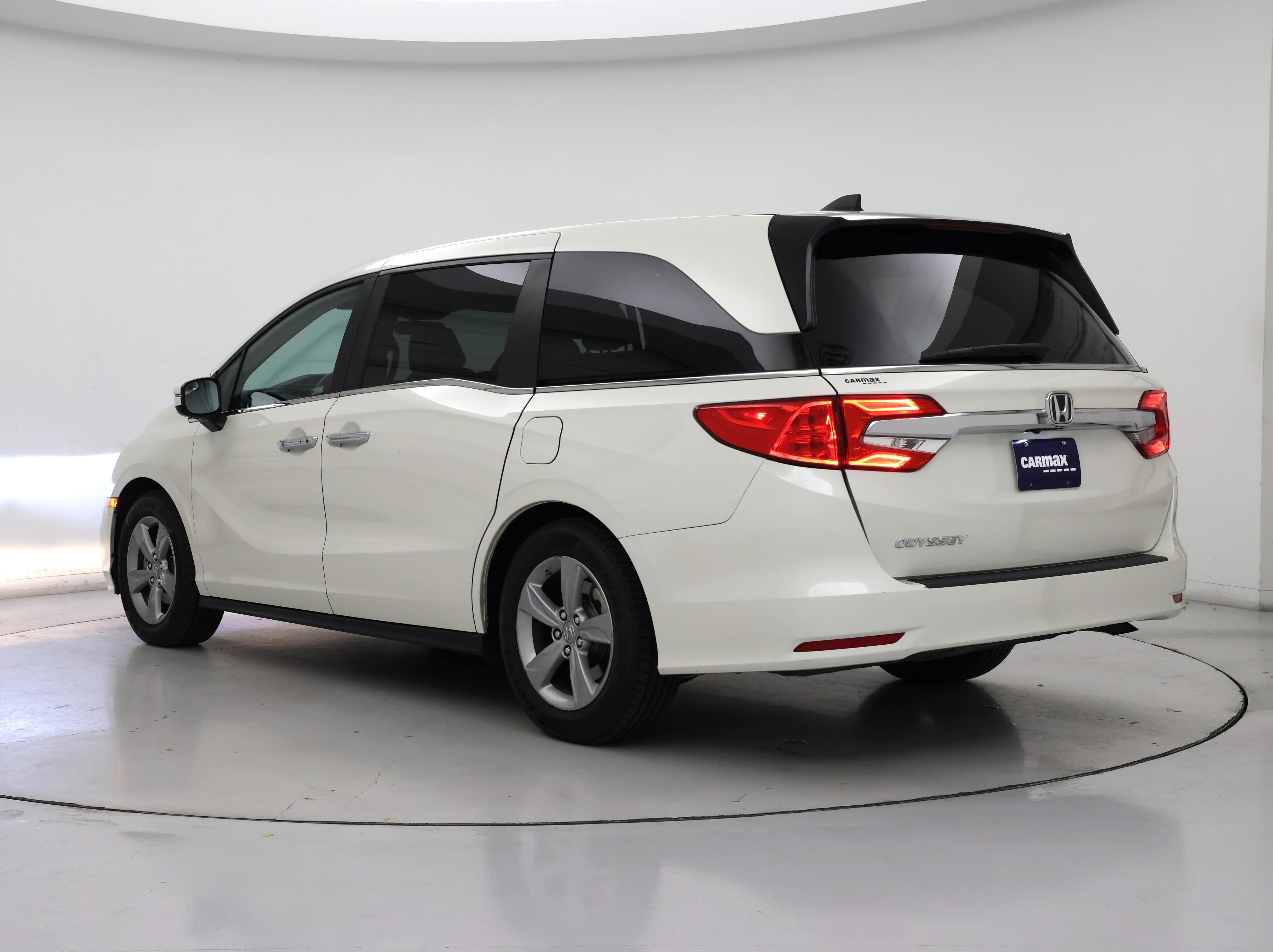 Thumbnail: 2018 Honda Odyssey - 2