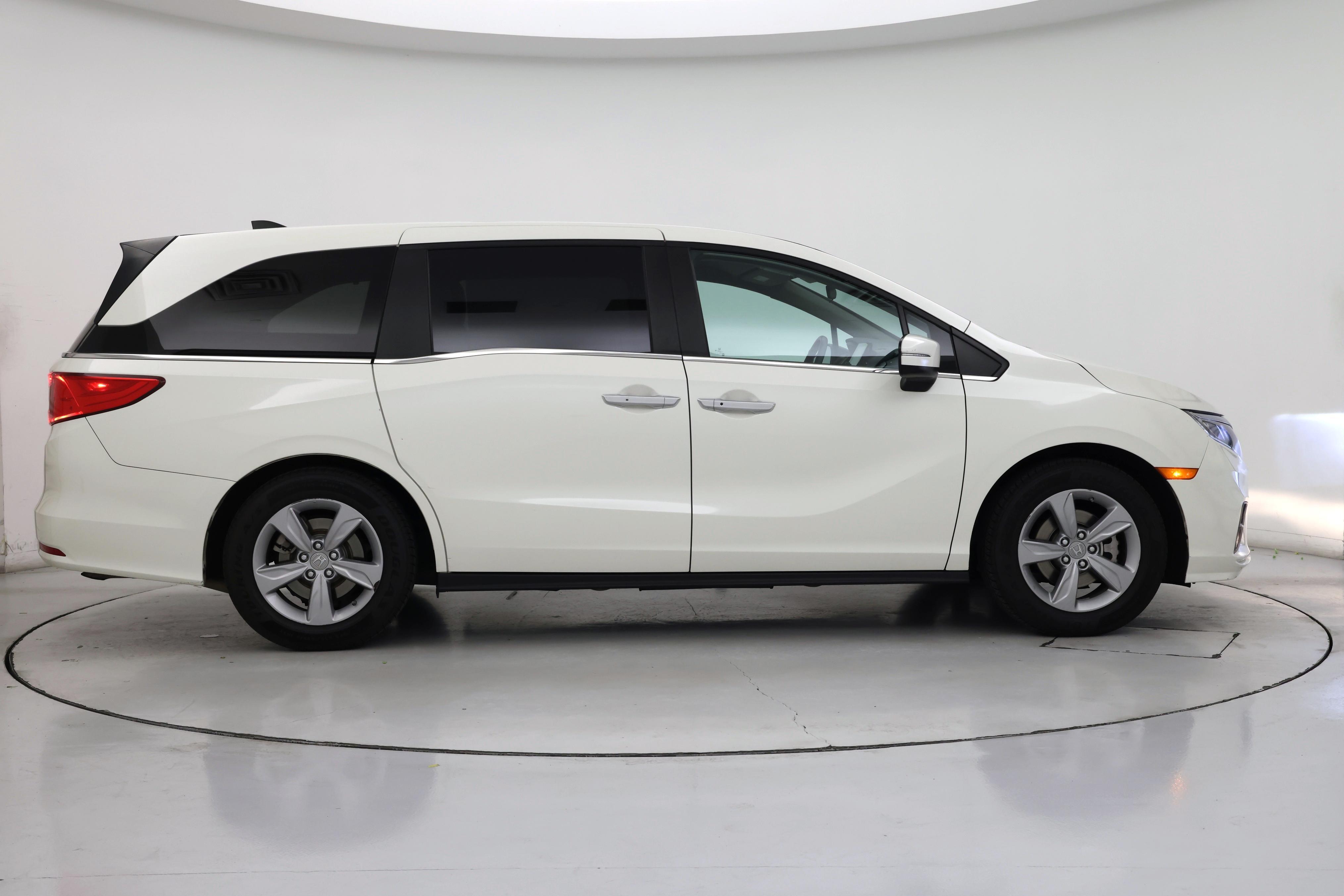 Thumbnail: 2018 Honda Odyssey - 7