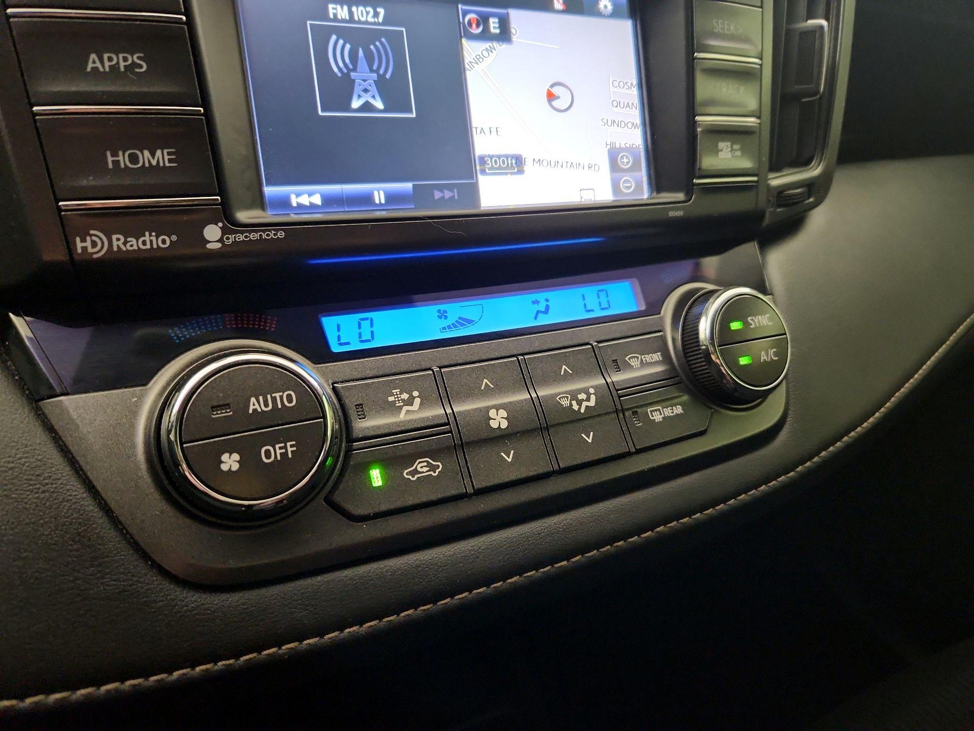 Thumbnail: 2014 Toyota RAV4 - 16