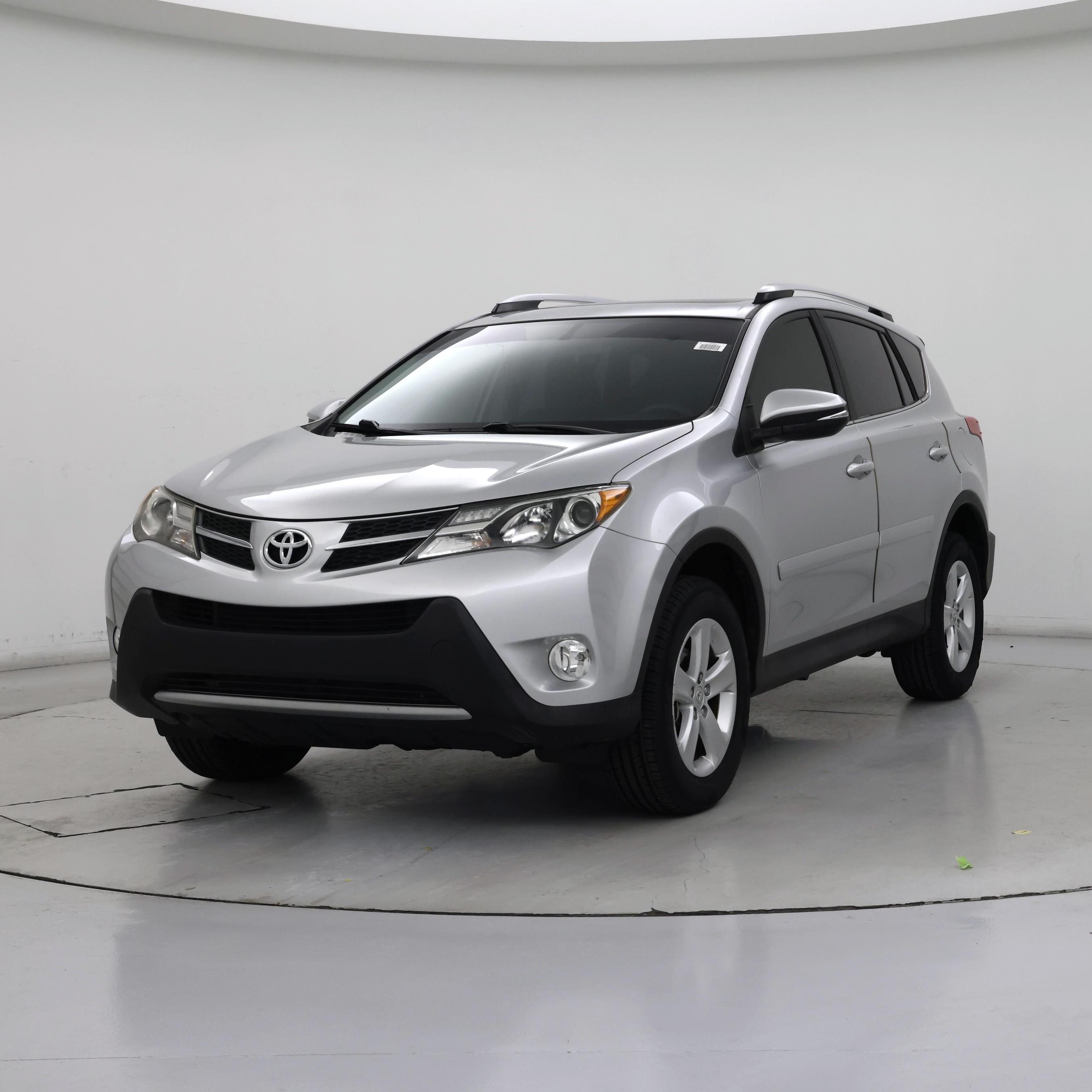 Thumbnail: 2014 Toyota RAV4 - 4