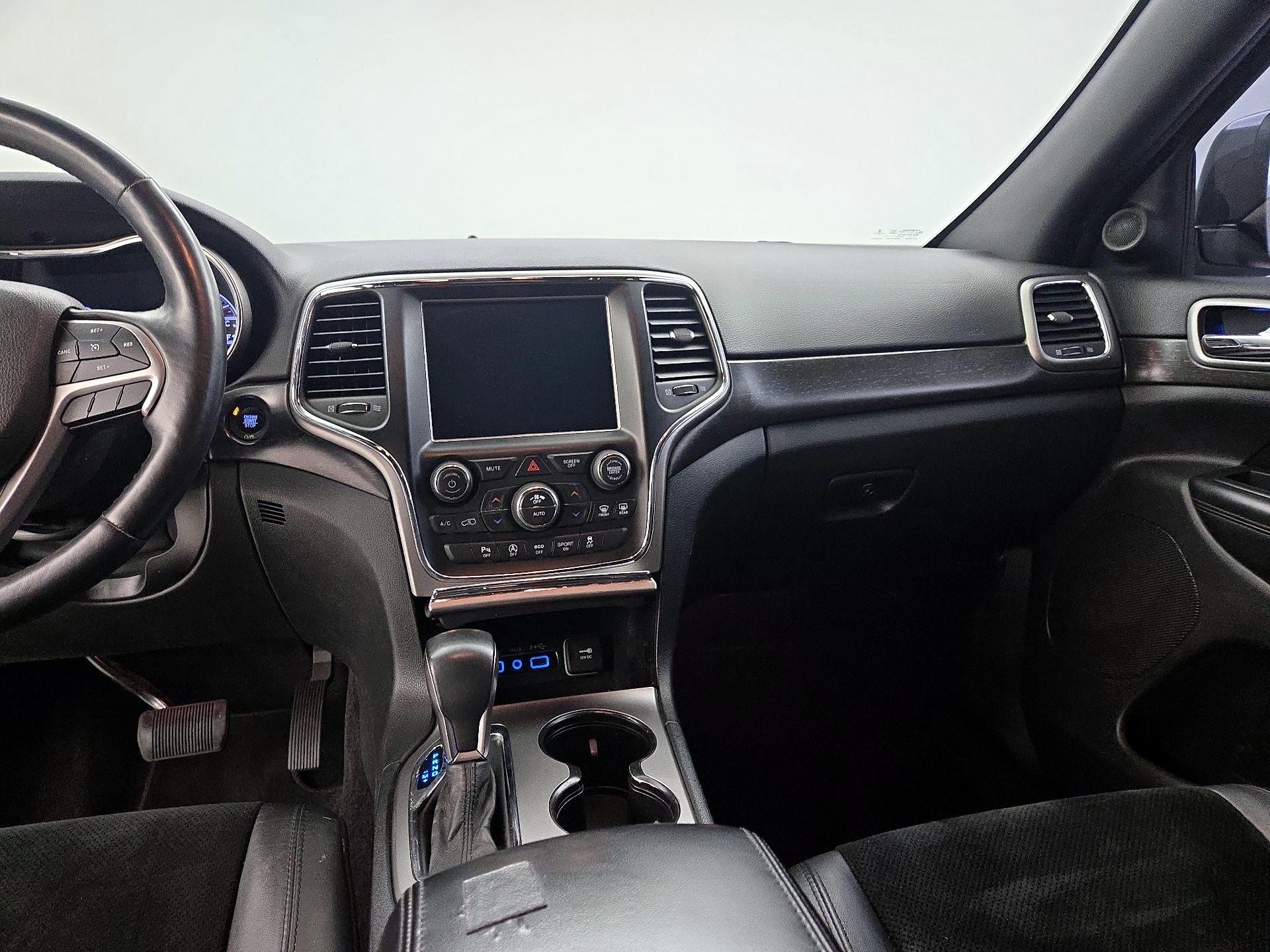 Thumbnail: 2018 Jeep Grand Cherokee - 9