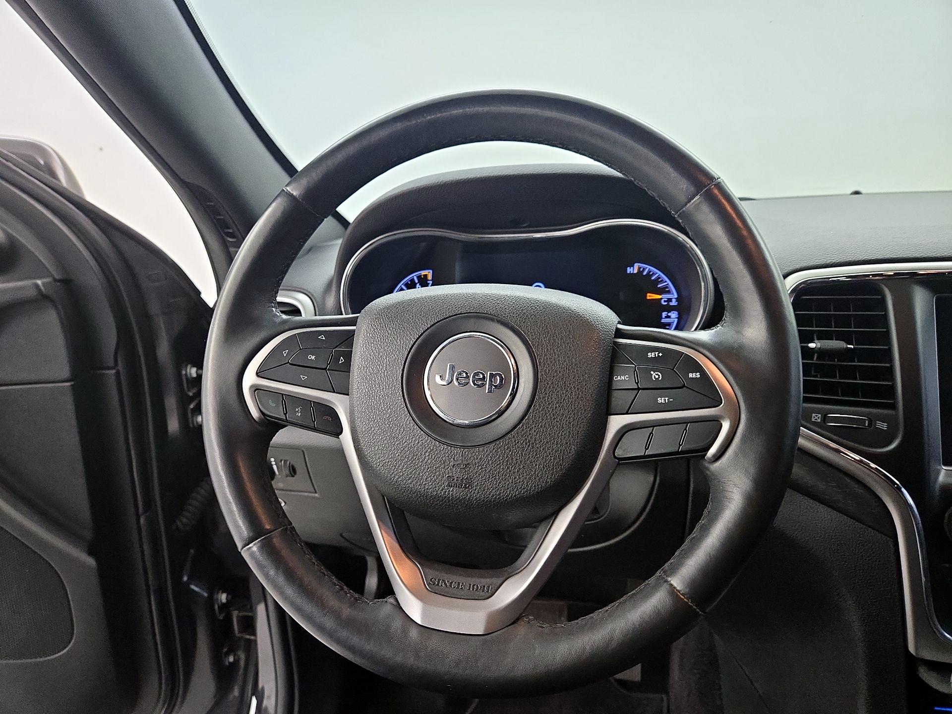 Thumbnail: 2018 Jeep Grand Cherokee - 10