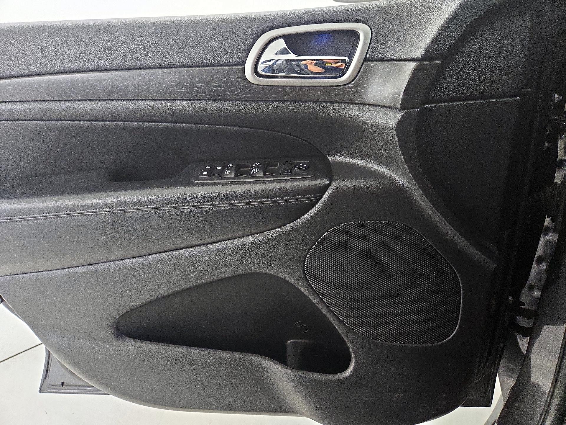 Thumbnail: 2018 Jeep Grand Cherokee - 12