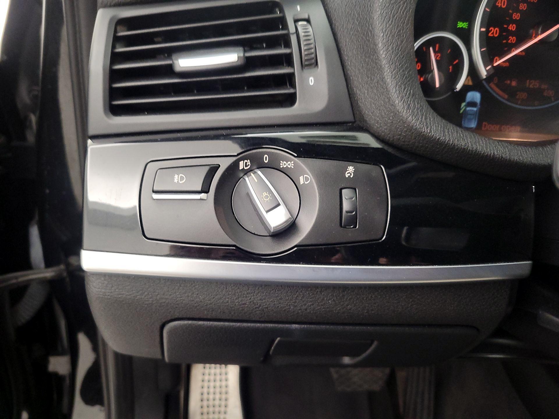 Thumbnail: 2016 BMW X3 - 13