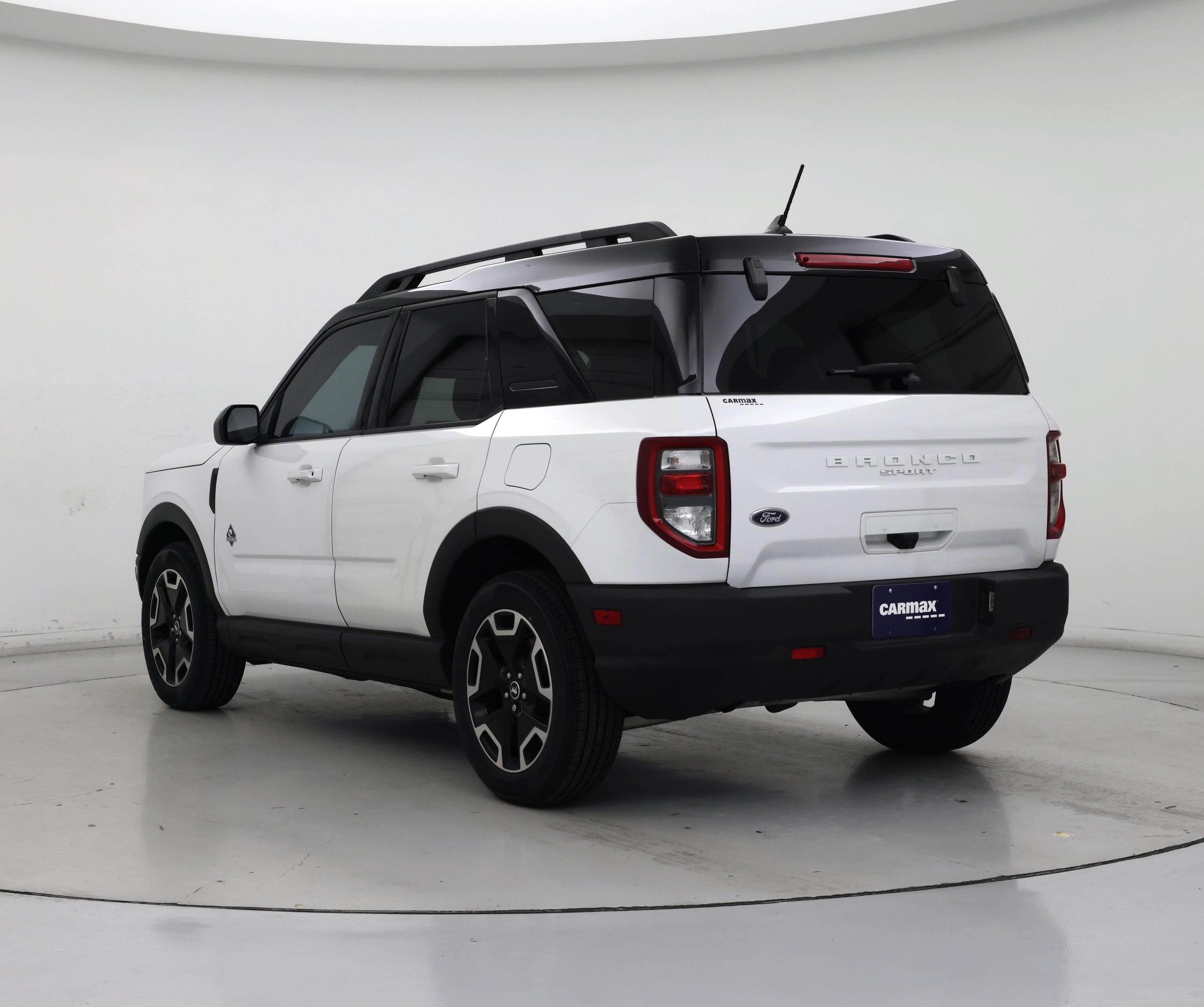 Thumbnail: 2022 Ford Bronco Sport - 2