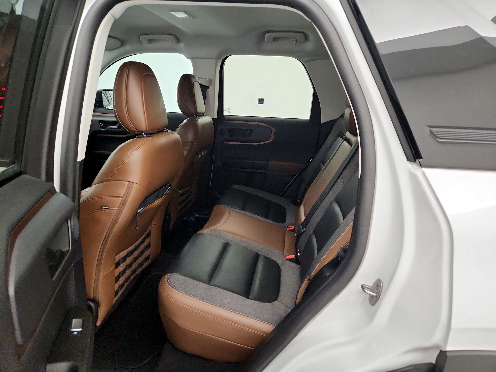 Thumbnail: 2022 Ford Bronco Sport - 19