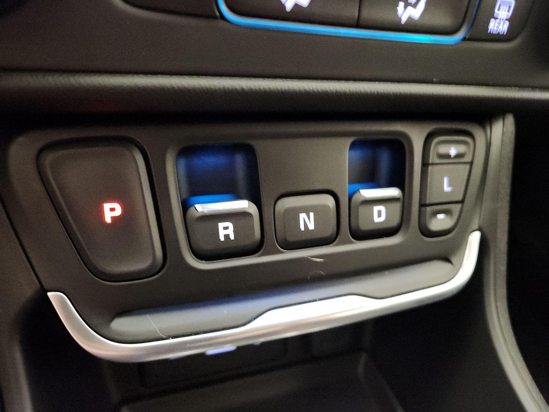 Thumbnail: 2020 GMC Terrain - 17