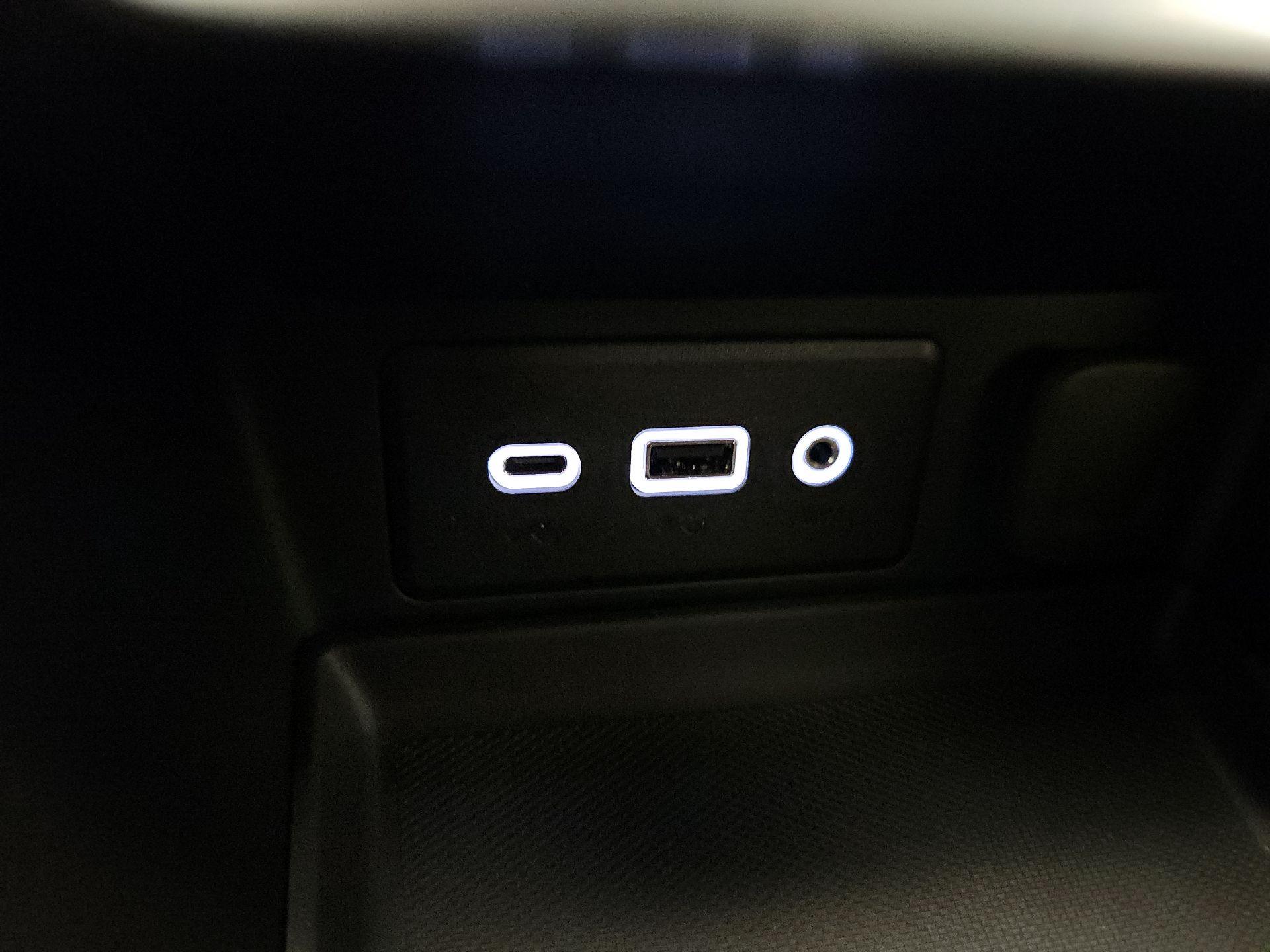 Thumbnail: 2020 GMC Terrain - 18