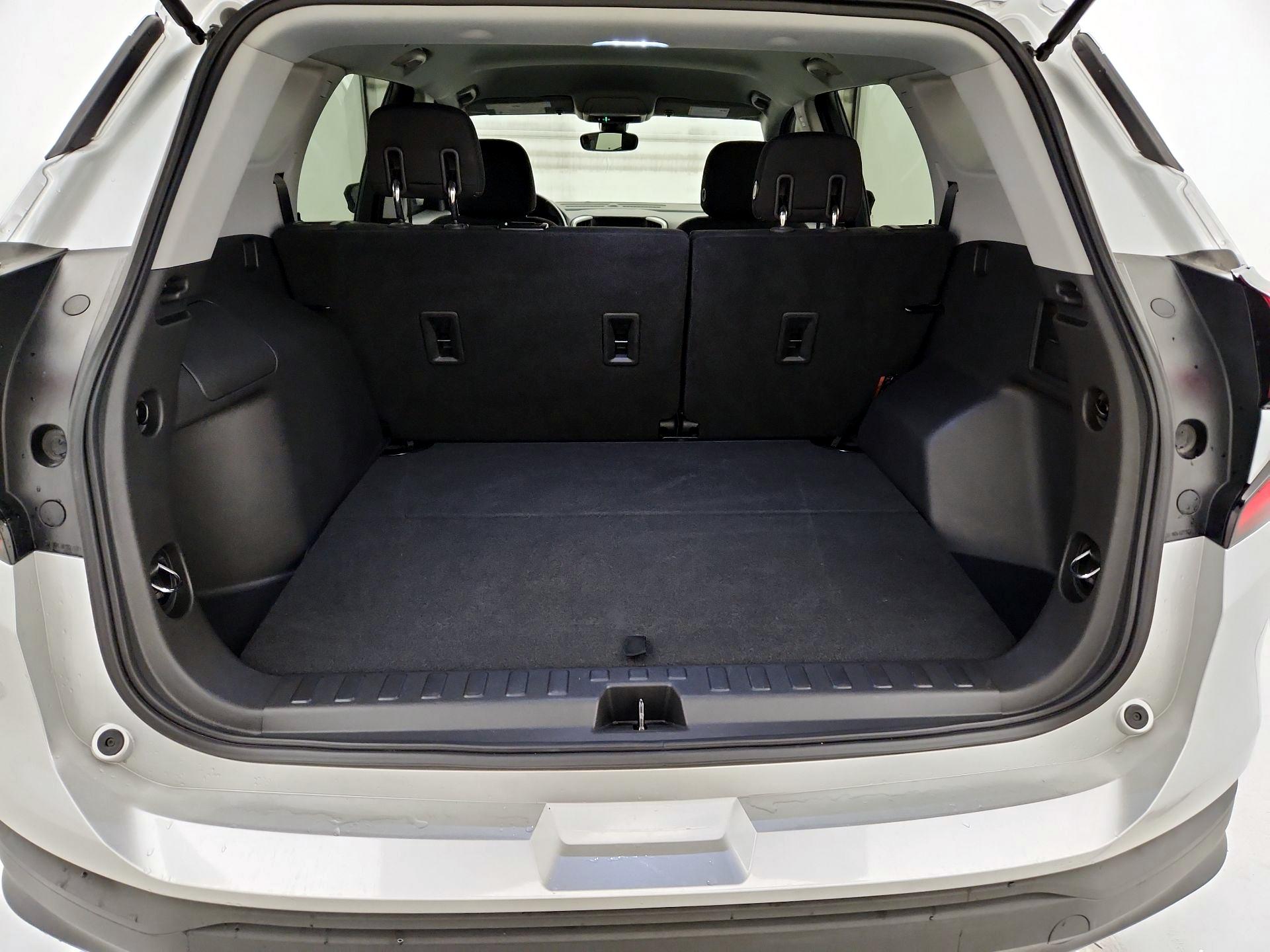 Thumbnail: 2020 GMC Terrain - 20