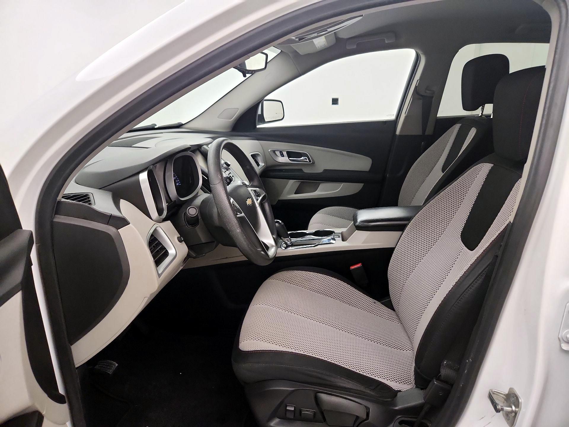 Thumbnail: 2016 Chevrolet Equinox - 11