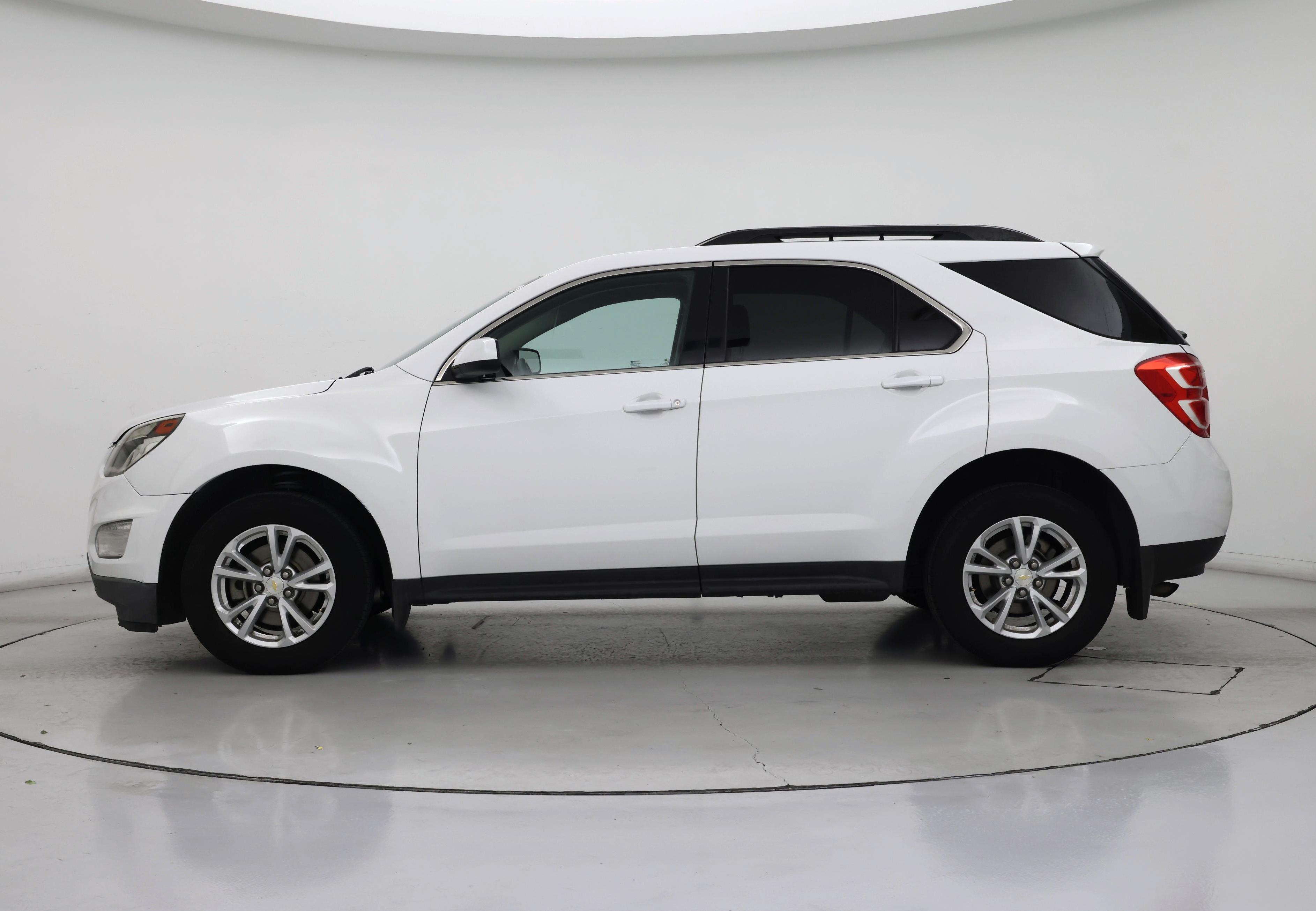 Thumbnail: 2016 Chevrolet Equinox - 3