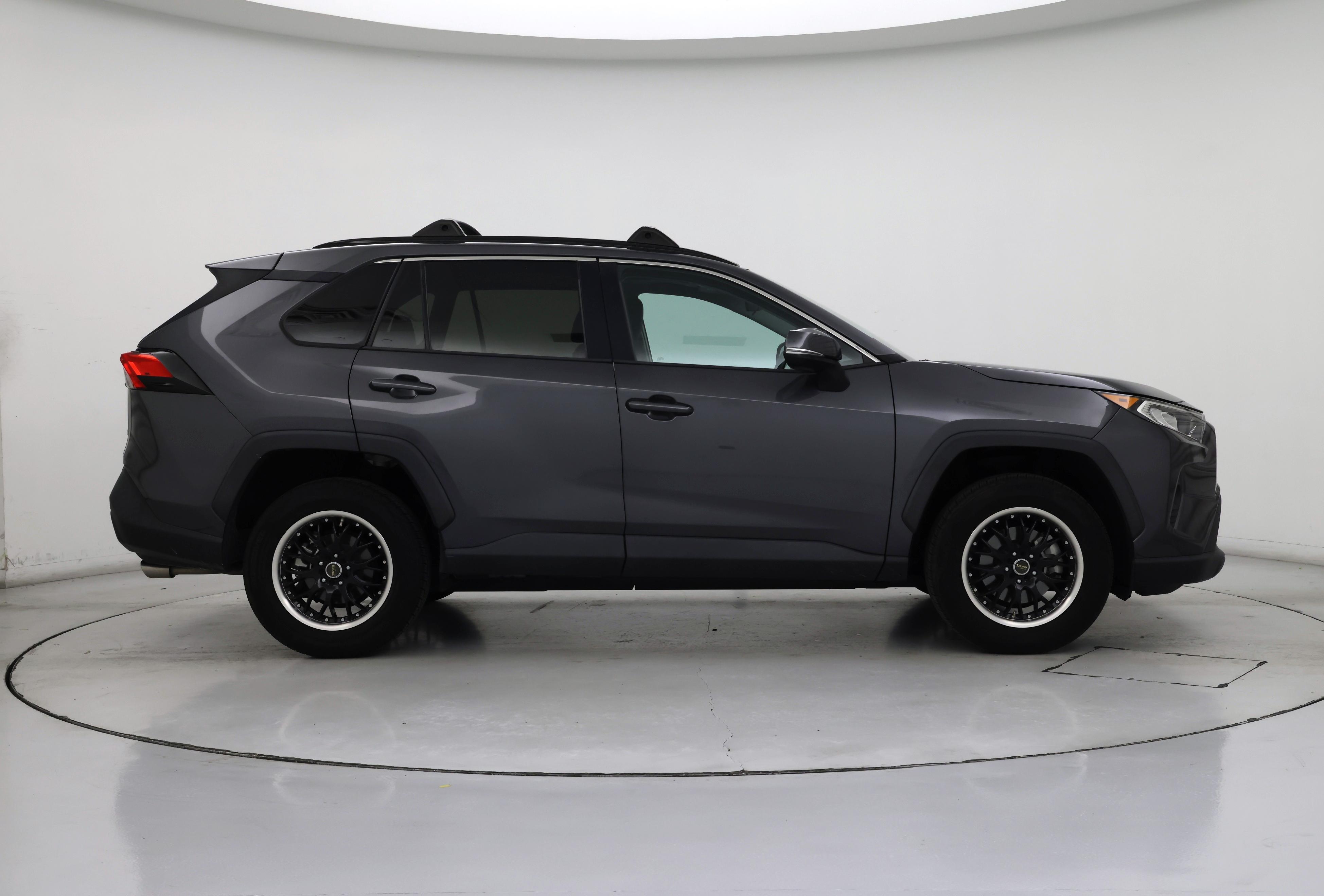 Thumbnail: 2019 Toyota RAV4 - 7