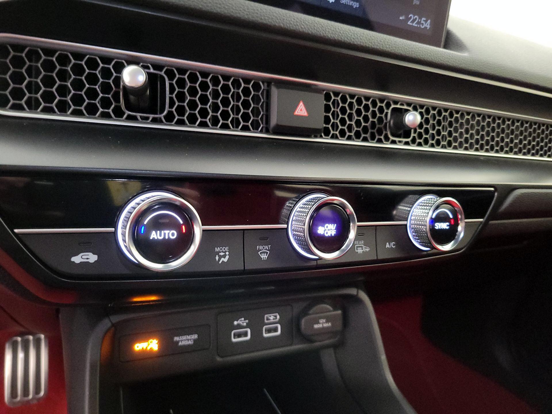 Thumbnail: 2024 Honda Civic - 17