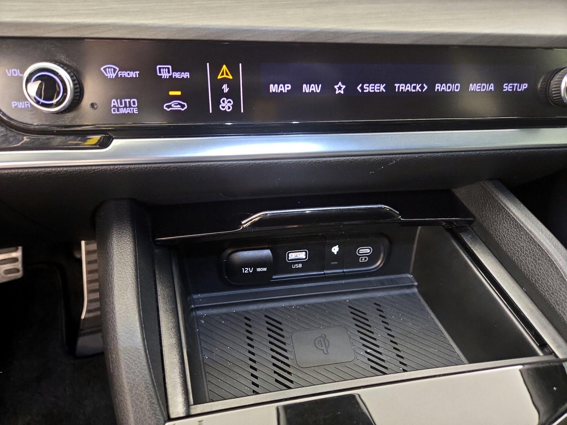 Thumbnail: 2023 Kia Sportage - 17