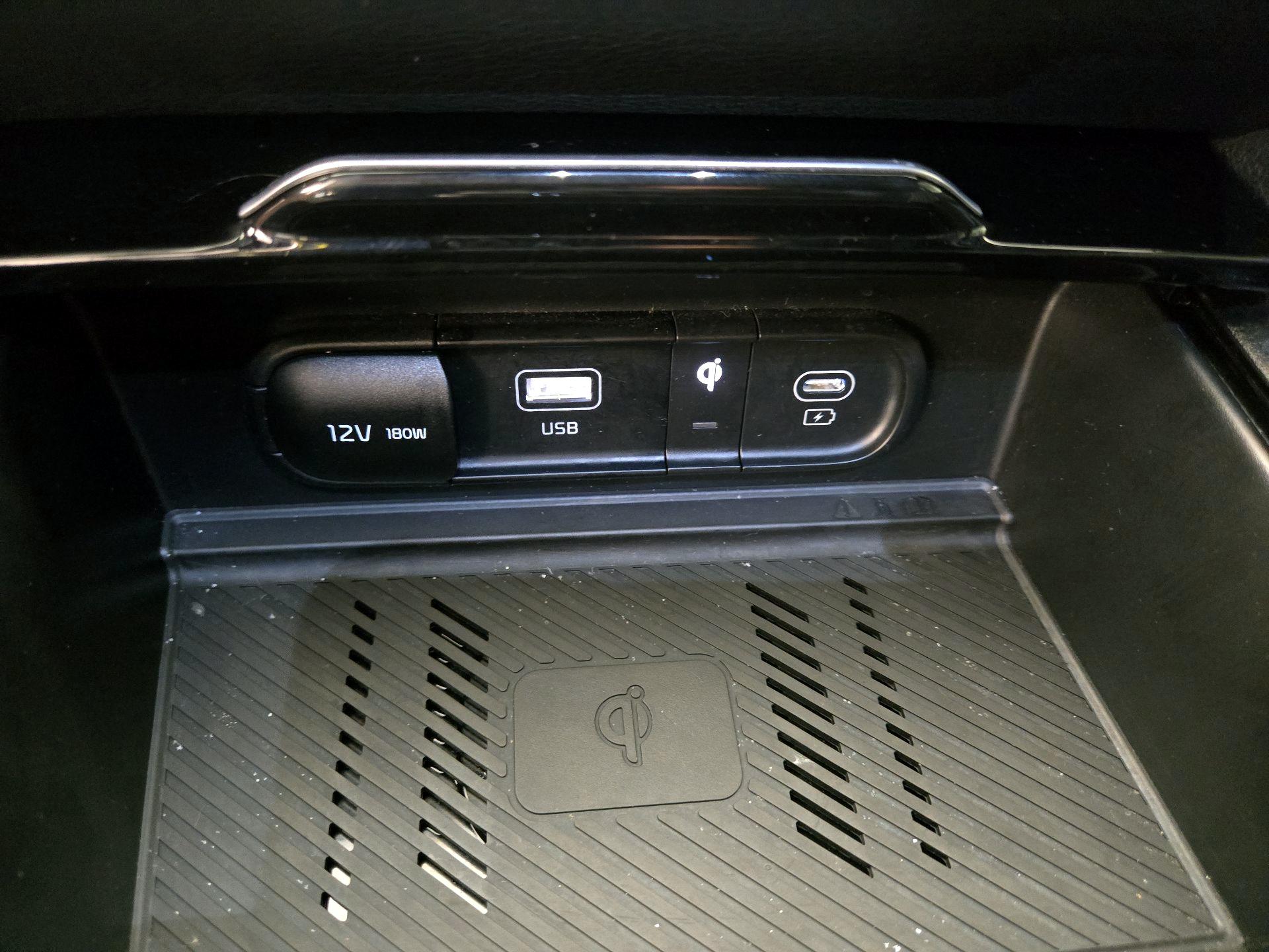 Thumbnail: 2023 Kia Sportage - 19