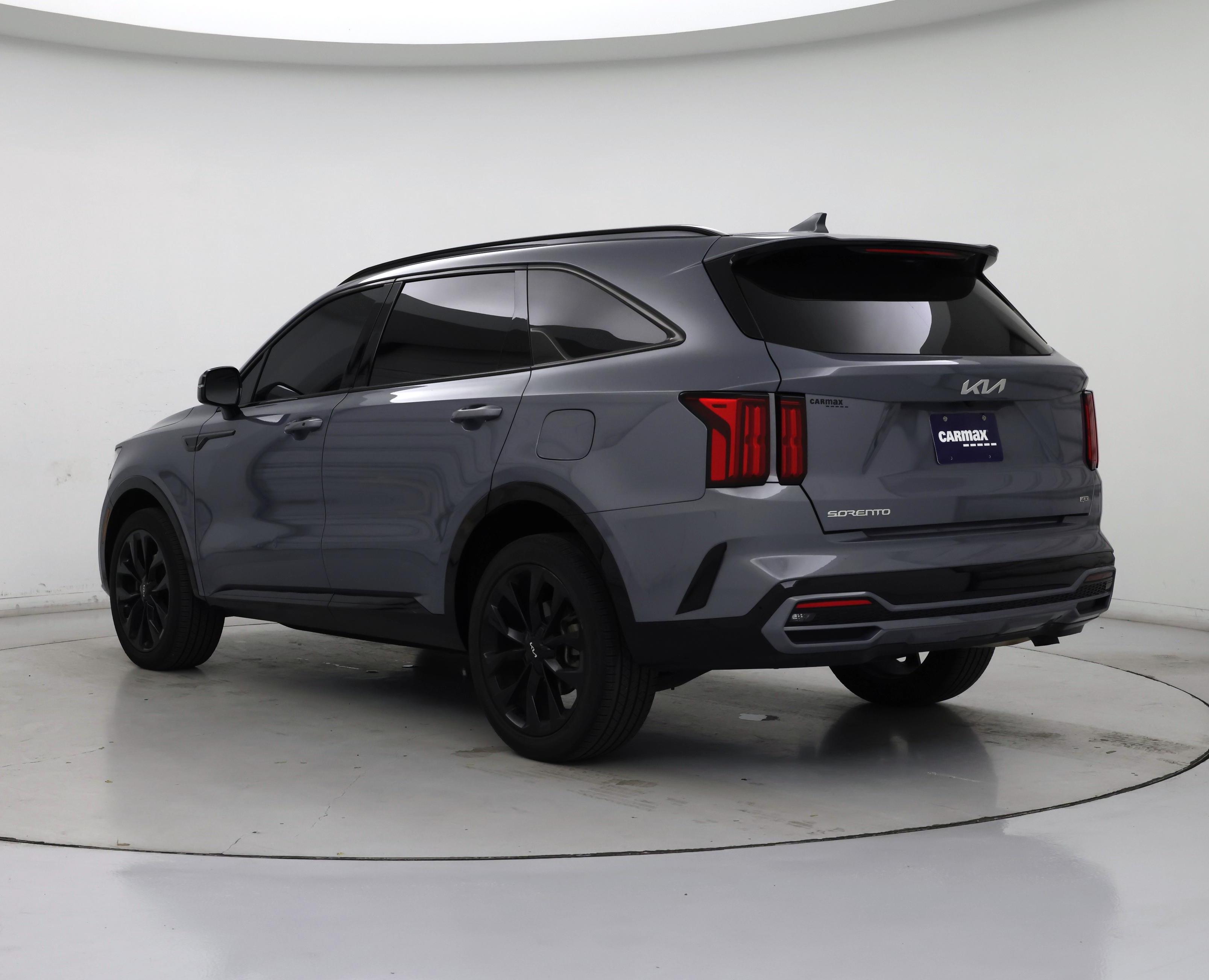 Thumbnail: 2023 Kia Sorento - 2