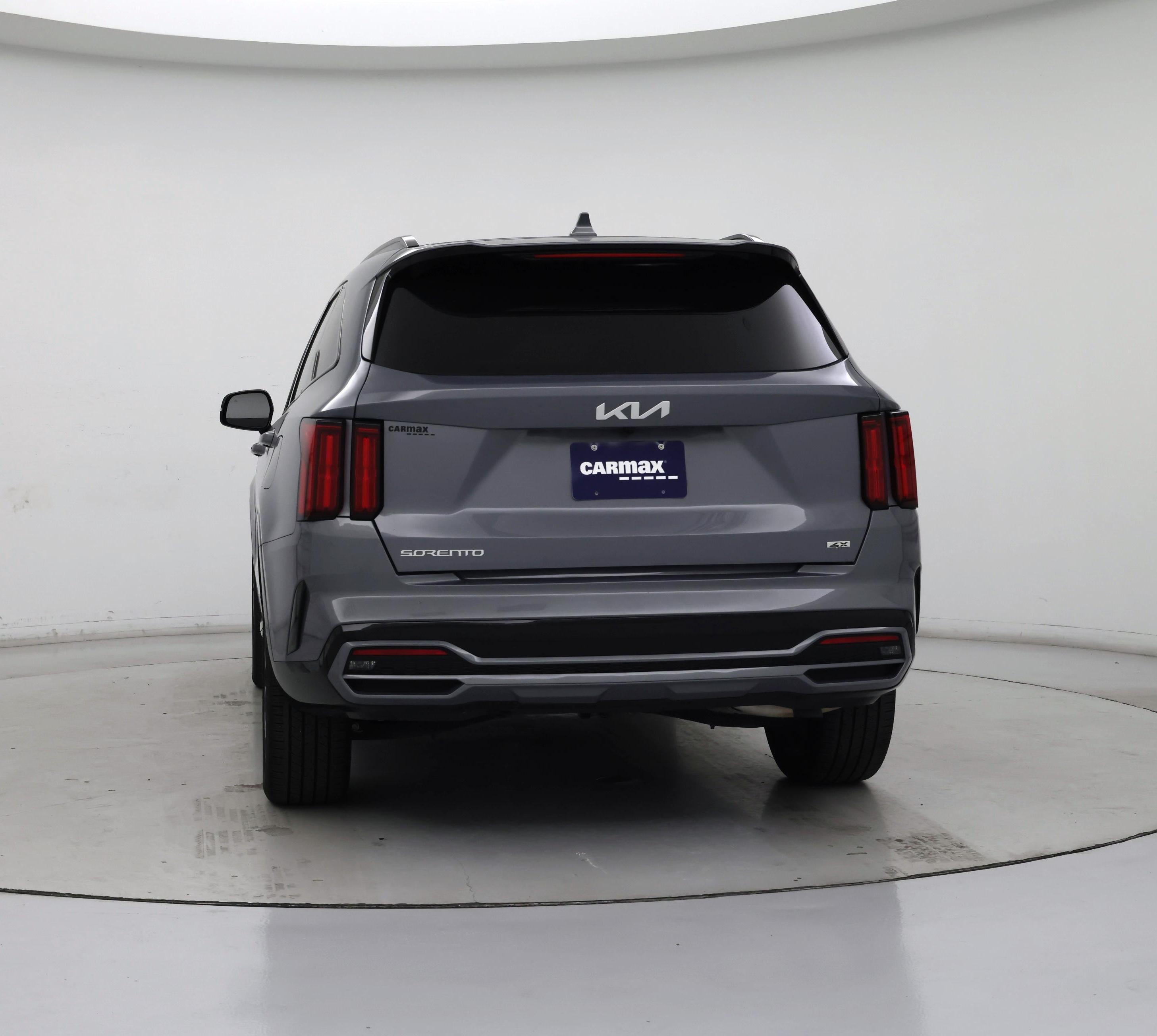 Thumbnail: 2023 Kia Sorento - 6