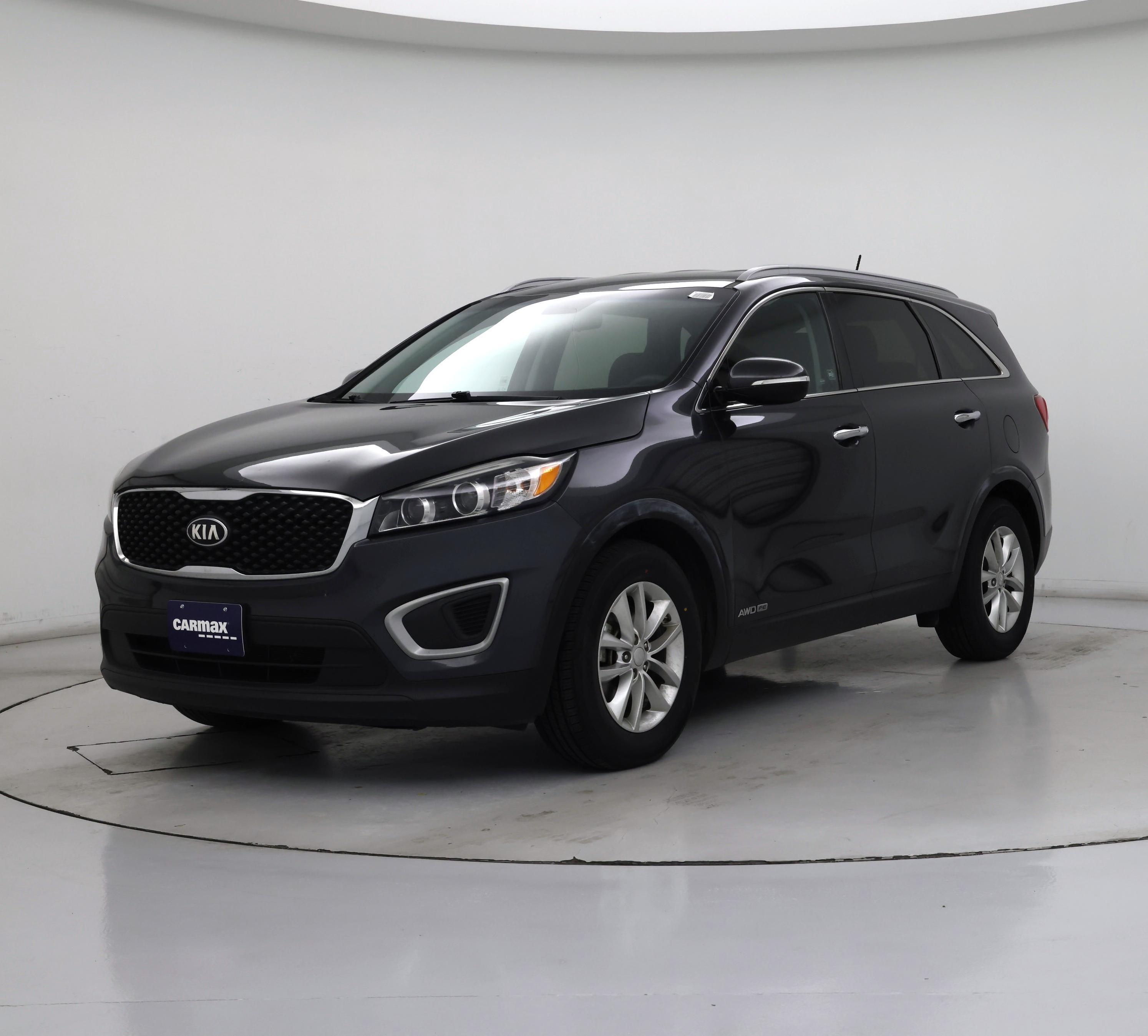 Thumbnail: 2017 Kia Sorento - 4