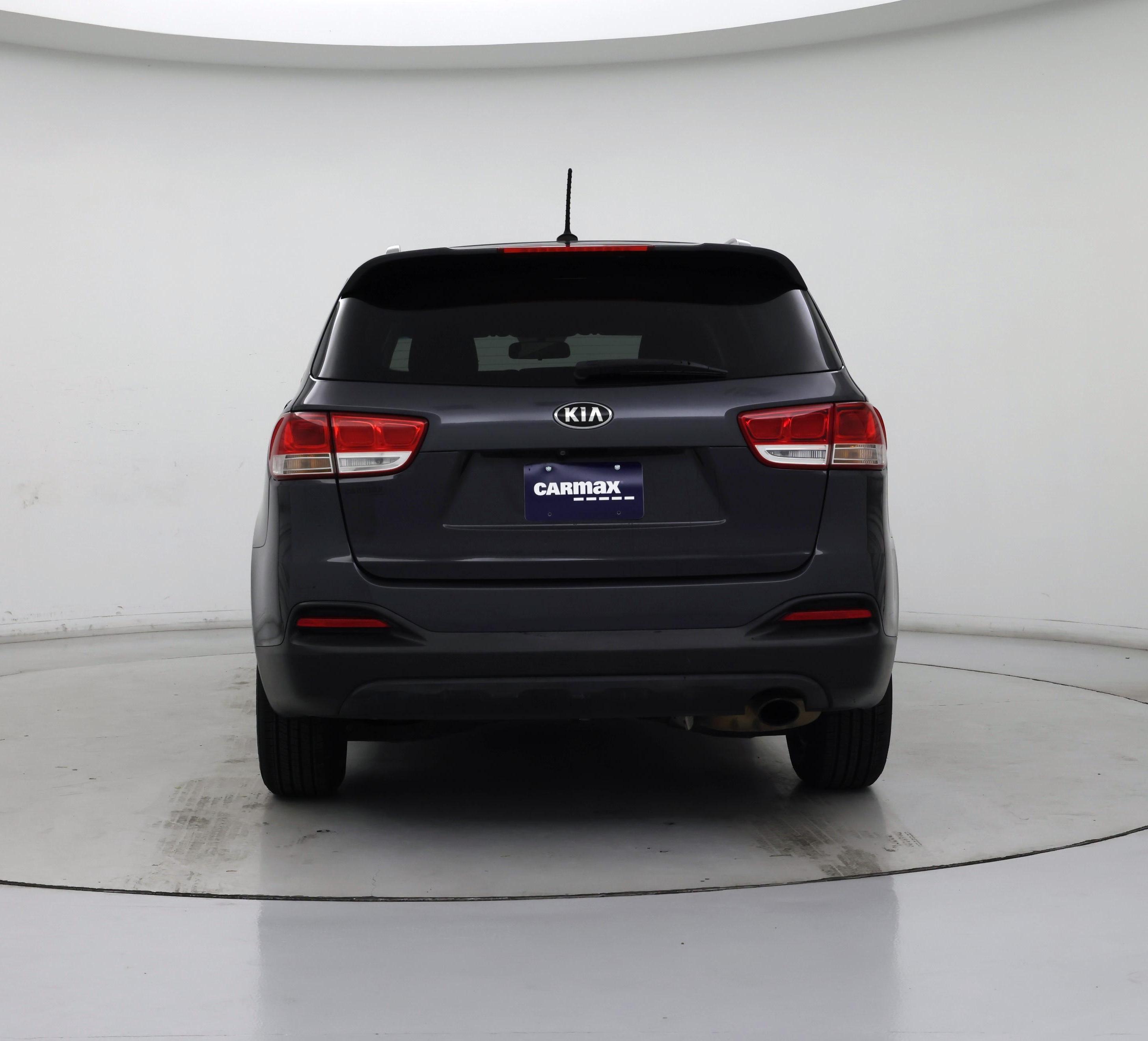 Thumbnail: 2017 Kia Sorento - 6