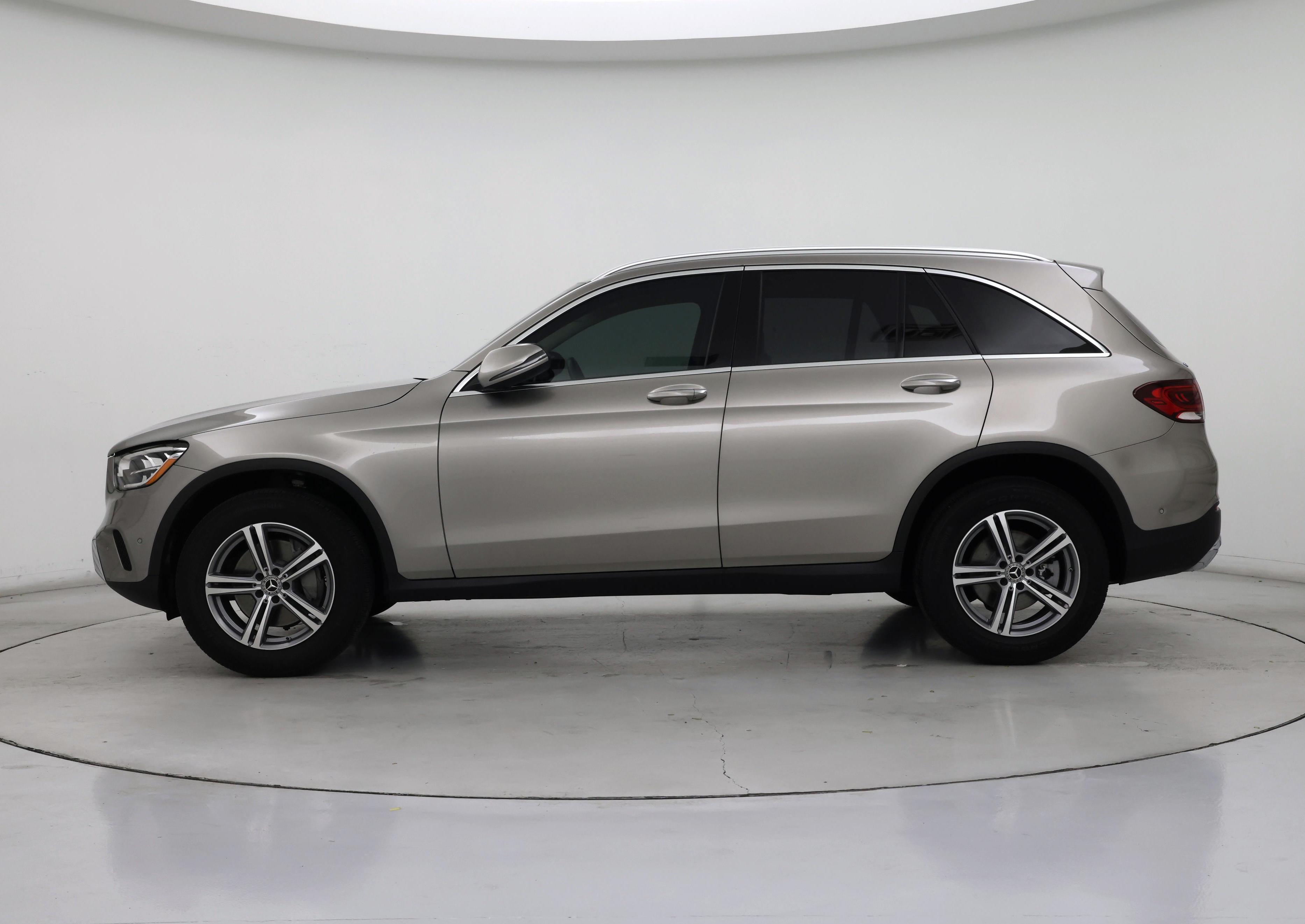 Thumbnail: 2022 Mercedes-Benz GLC - 3