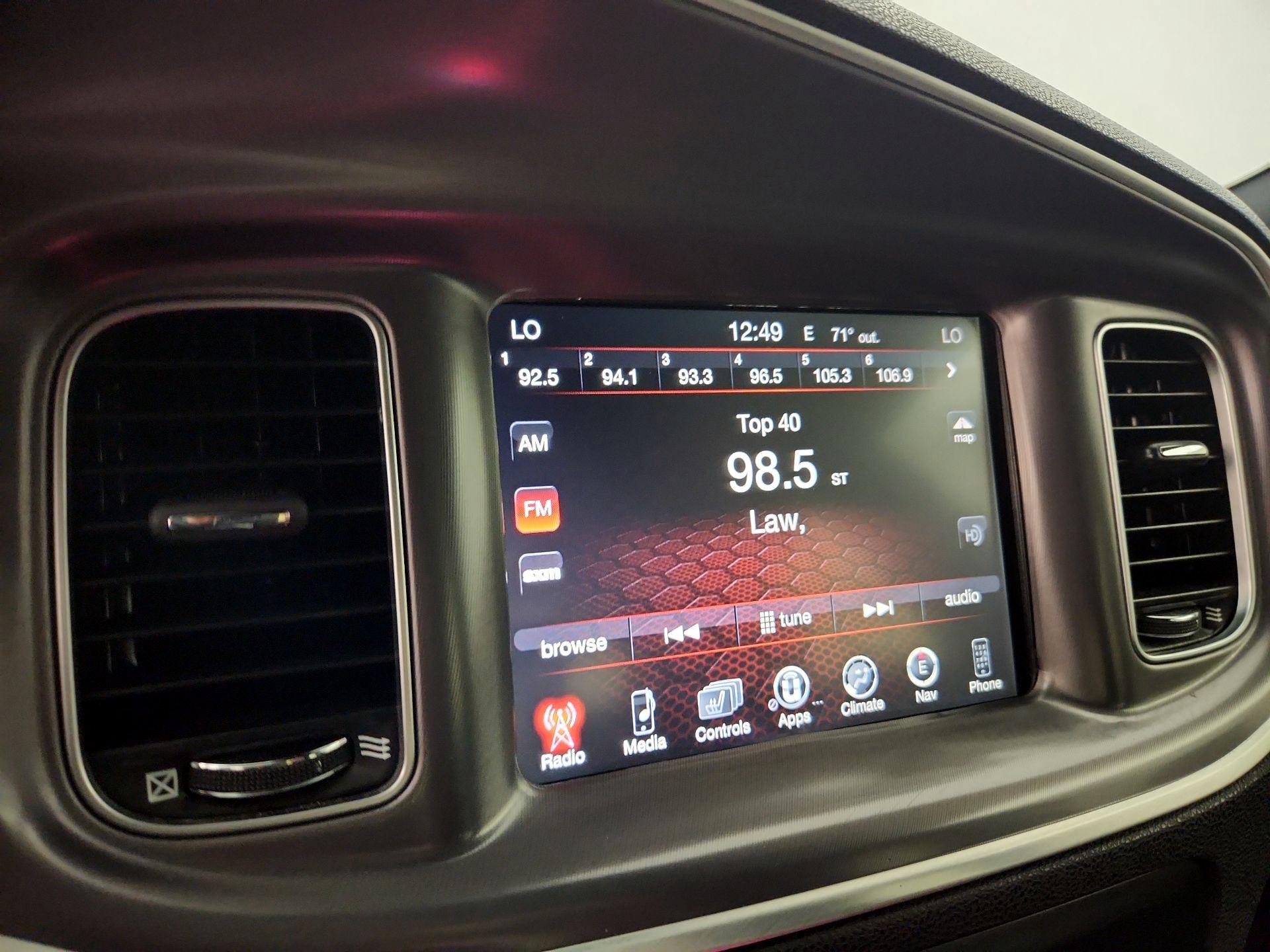 Thumbnail: 2016 Dodge Charger - 16