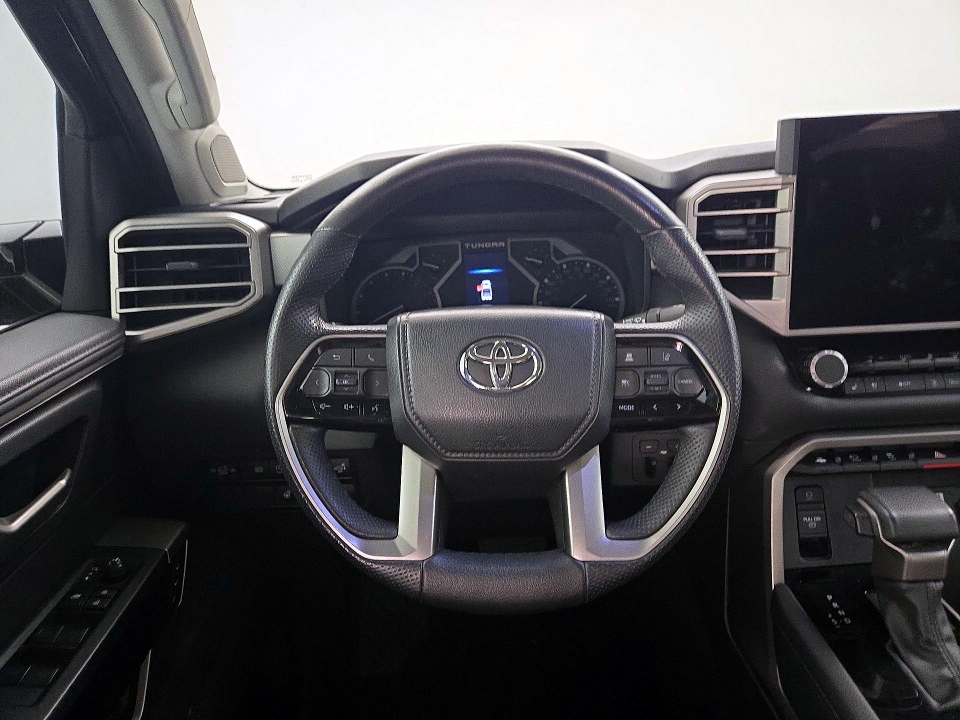 Thumbnail: 2023 Toyota Tundra - 10