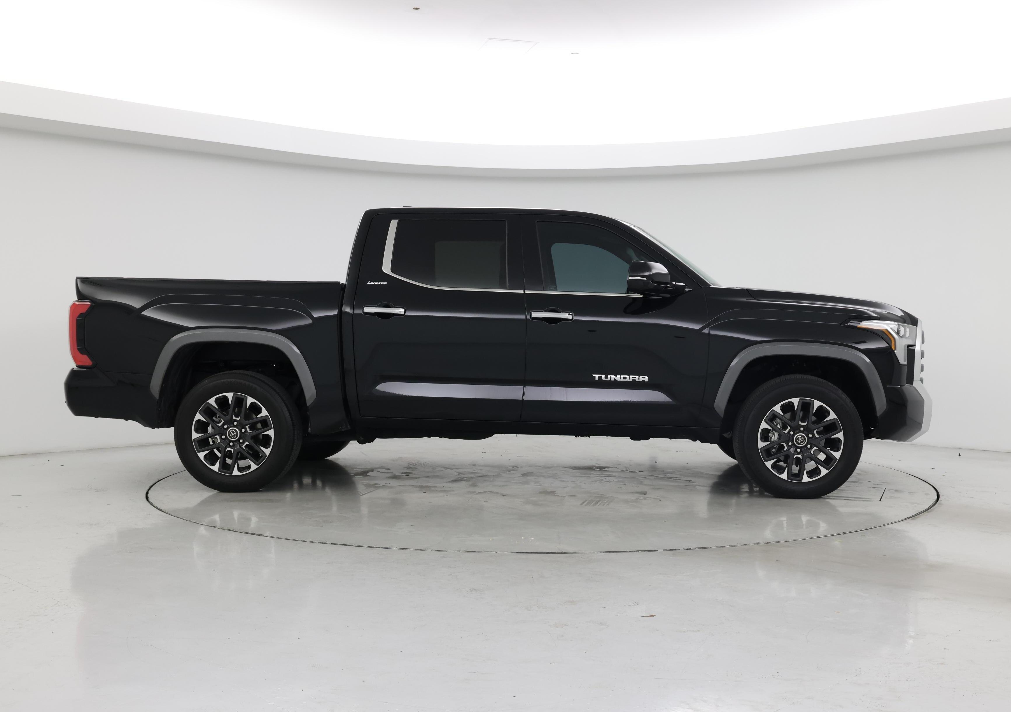 Thumbnail: 2023 Toyota Tundra - 7