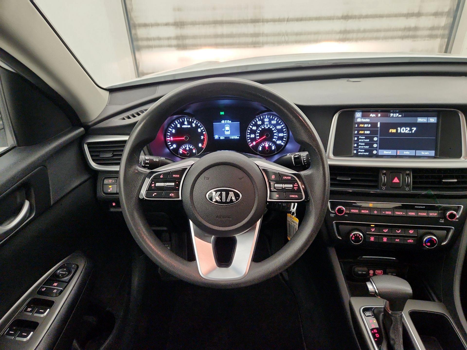 Thumbnail: 2019 Kia Optima - 10