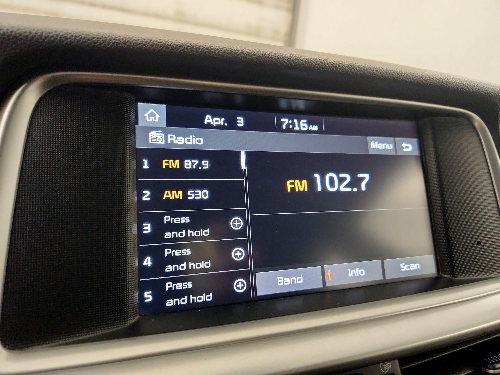 Thumbnail: 2019 Kia Optima - 15